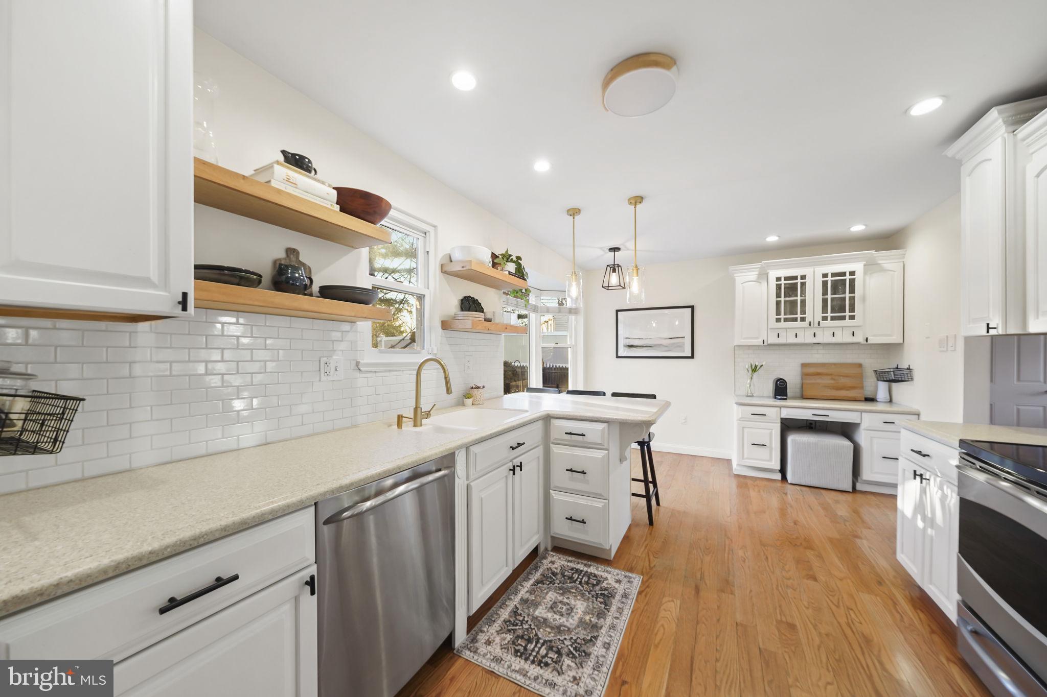 OLD MILL WOODS - Residential