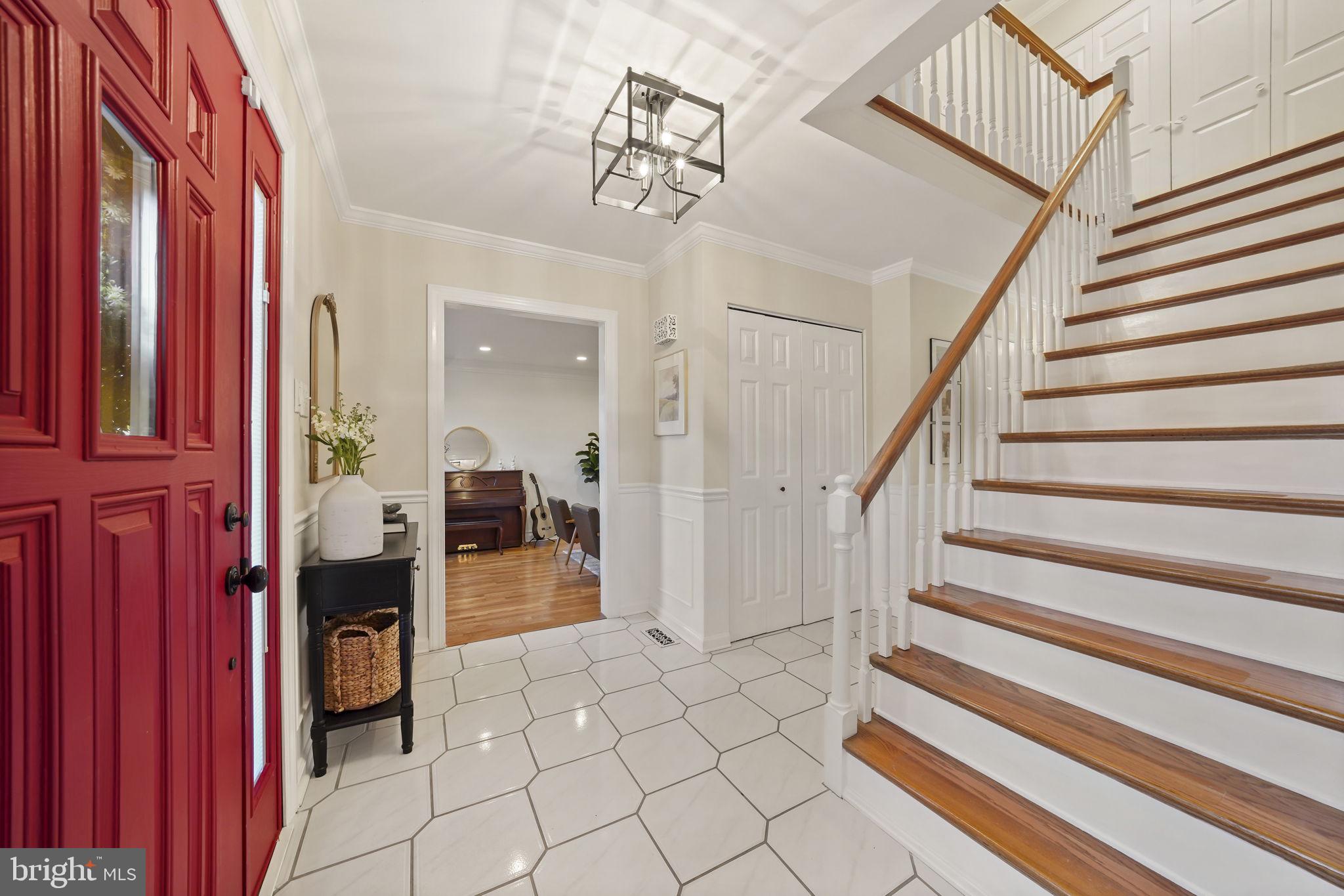 OLD MILL WOODS - Residential