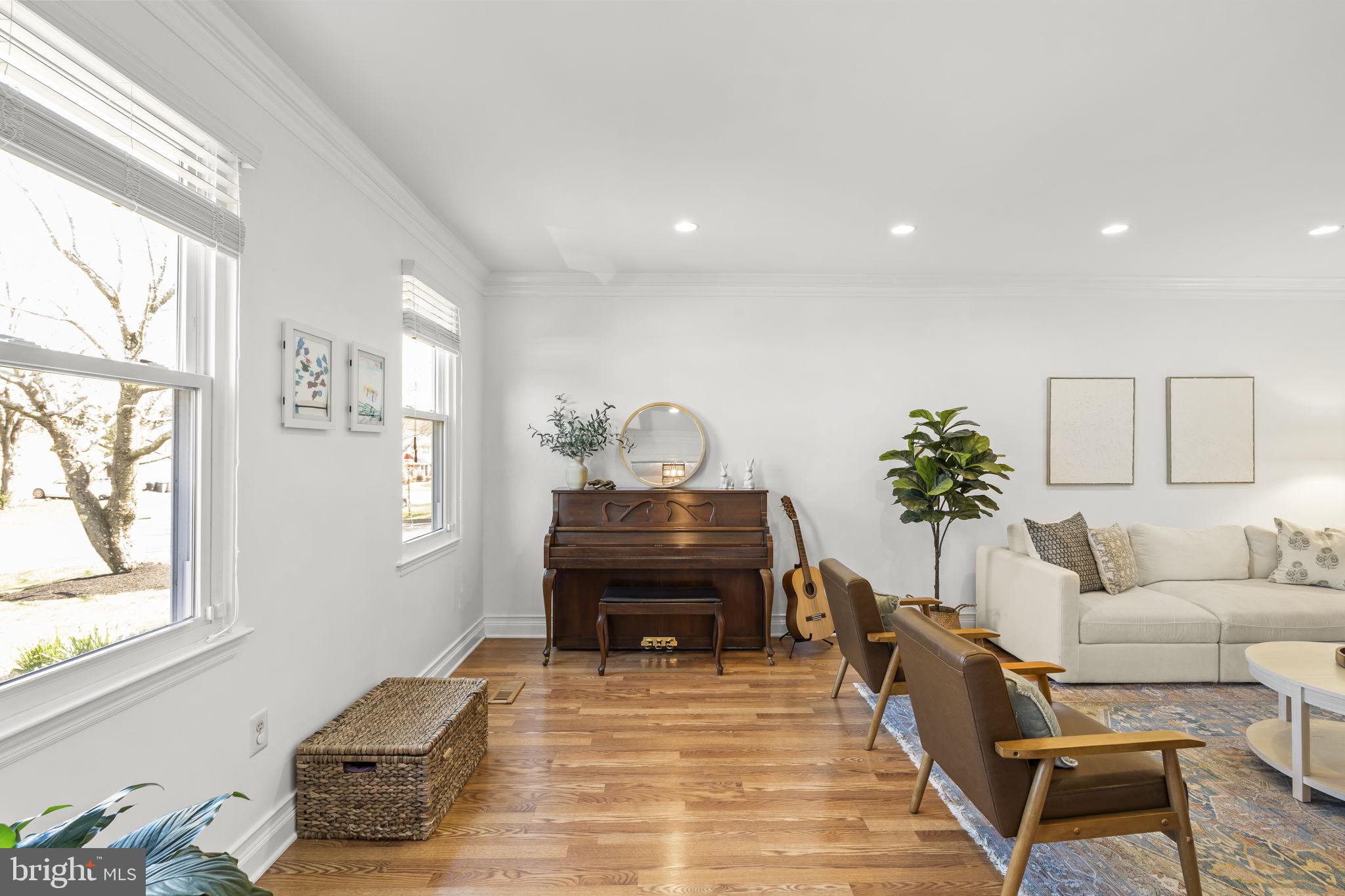 OLD MILL WOODS - Residential