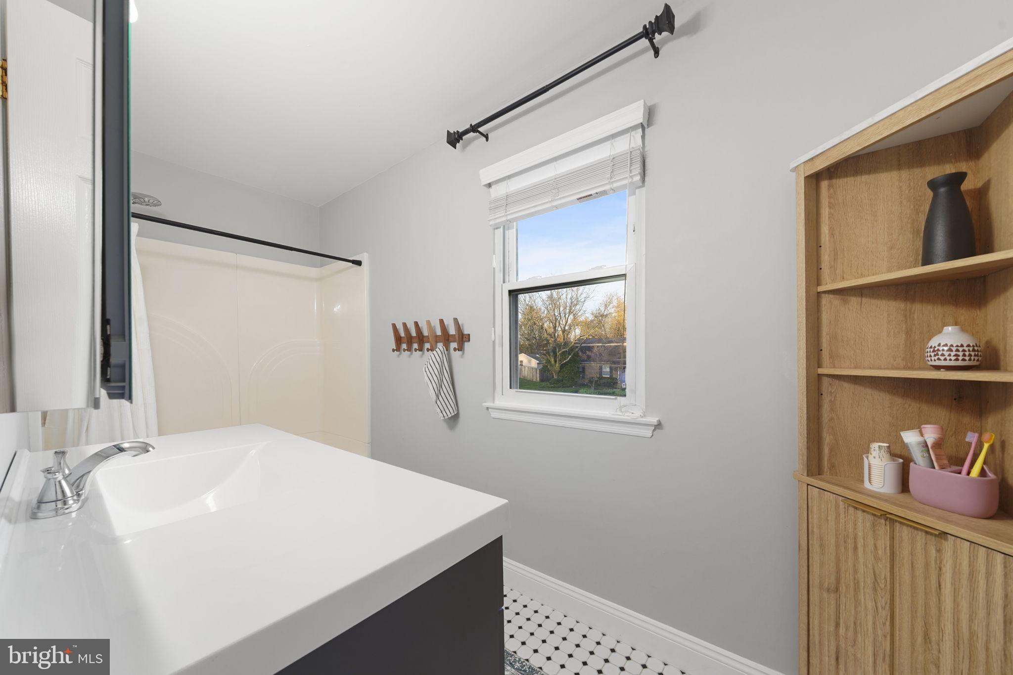 OLD MILL WOODS - Residential