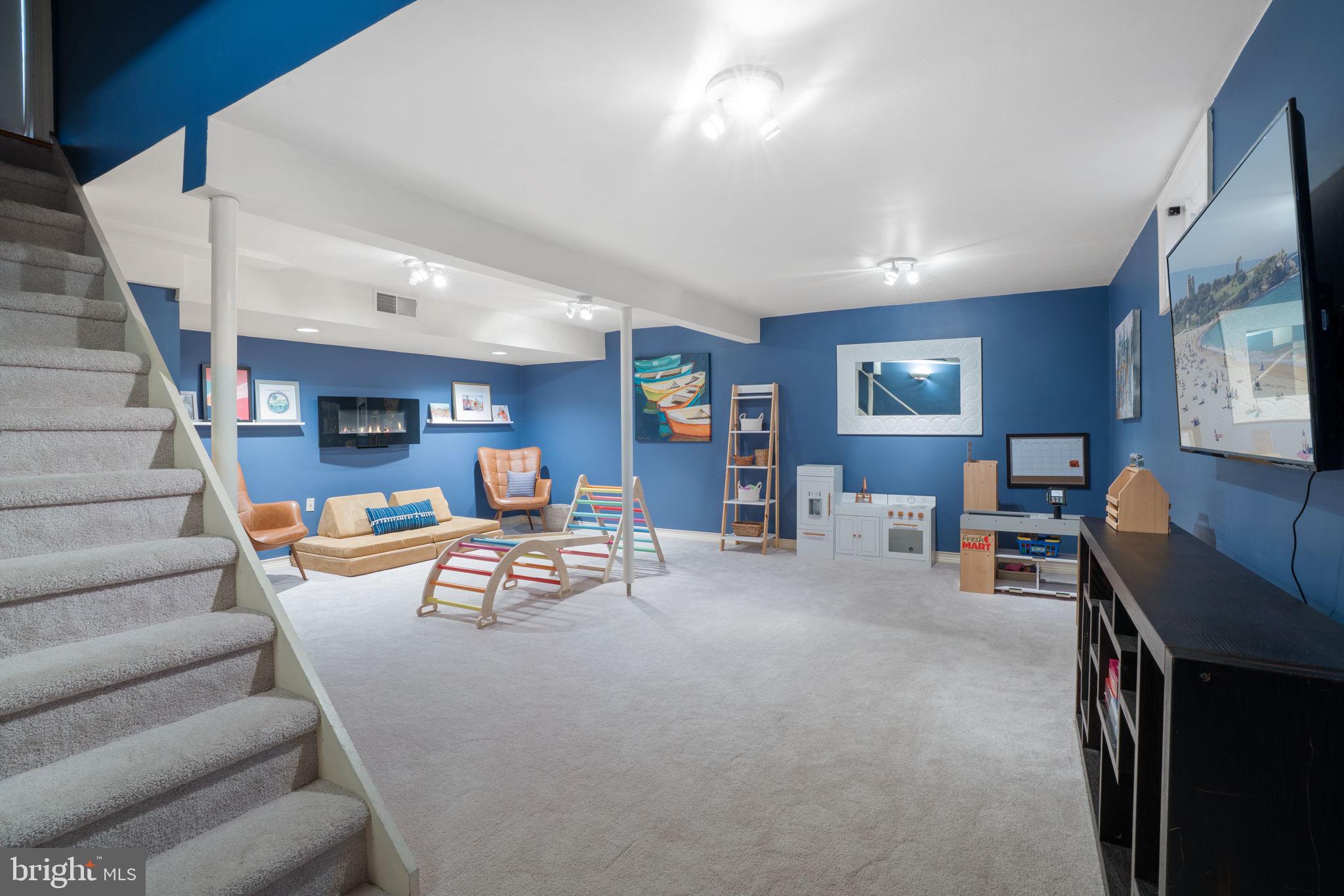 OLD MILL WOODS - Residential