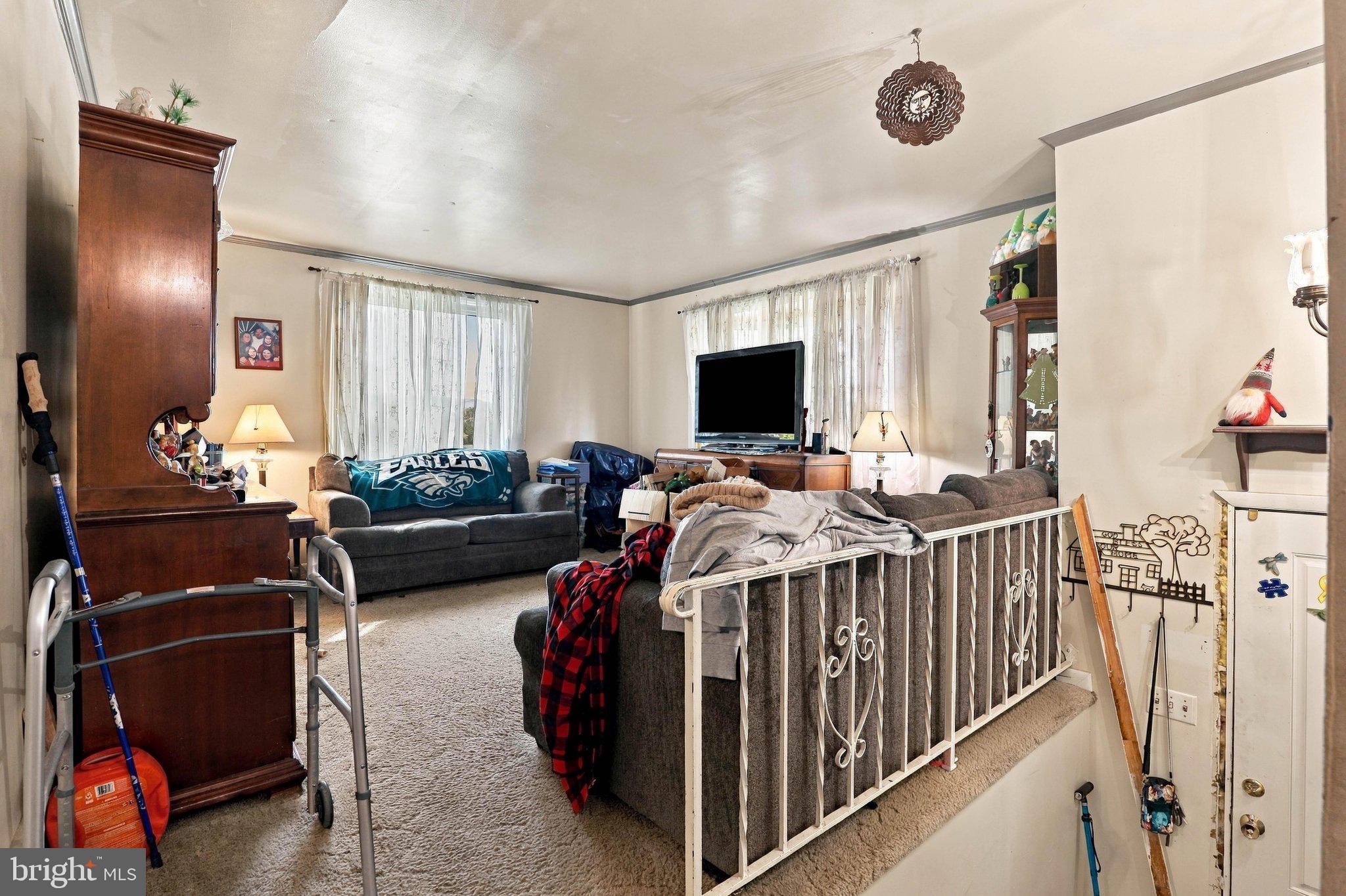 105 SCHOENECK ROAD