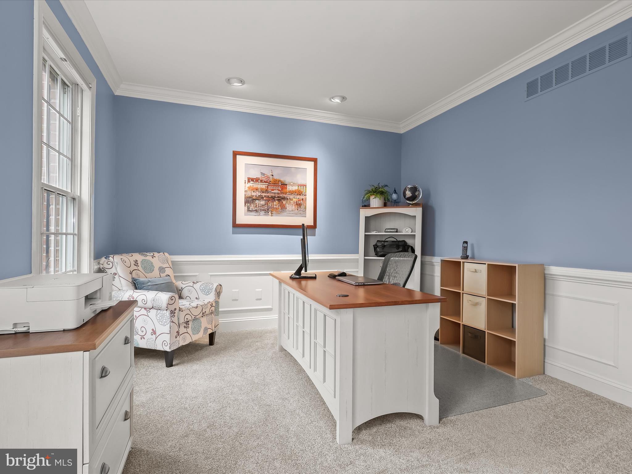 MANOR FIELDS - Residential