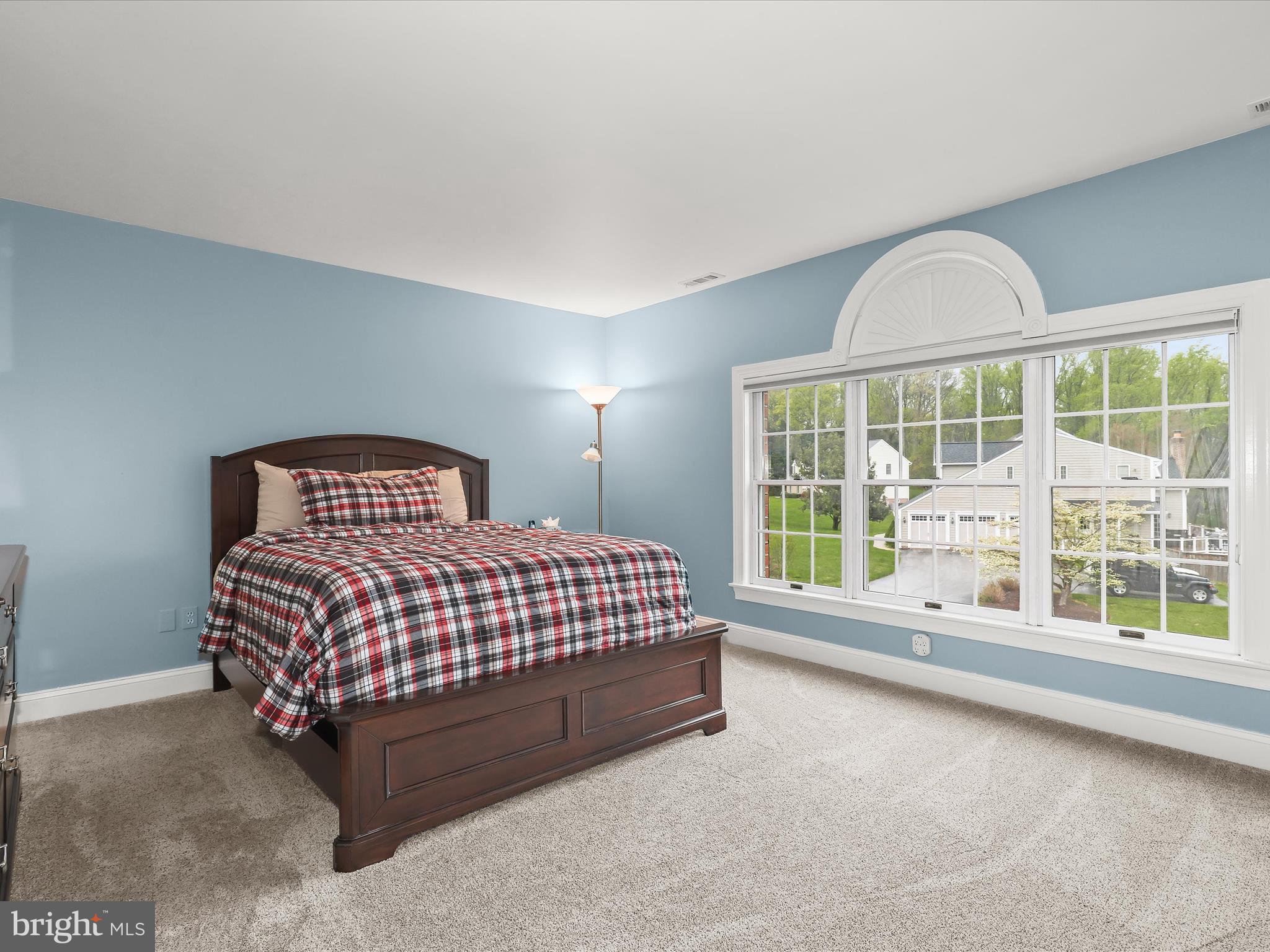 MANOR FIELDS - Residential