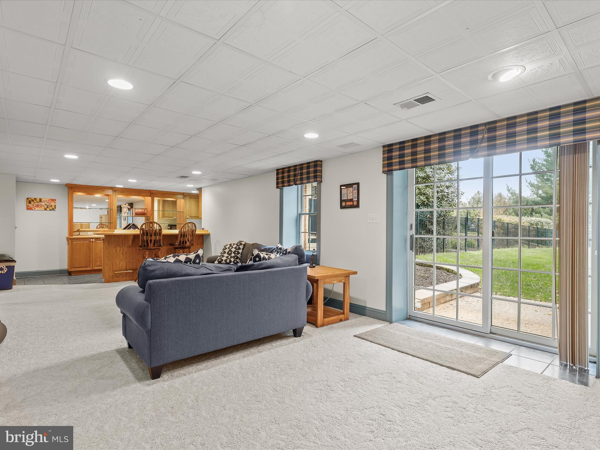 MANOR FIELDS - Residential