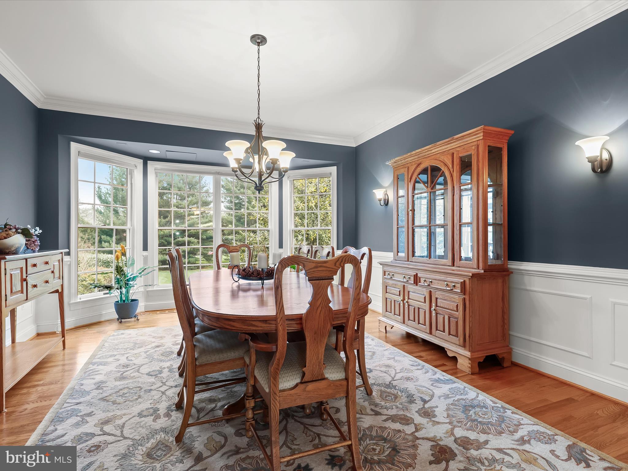 MANOR FIELDS - Residential