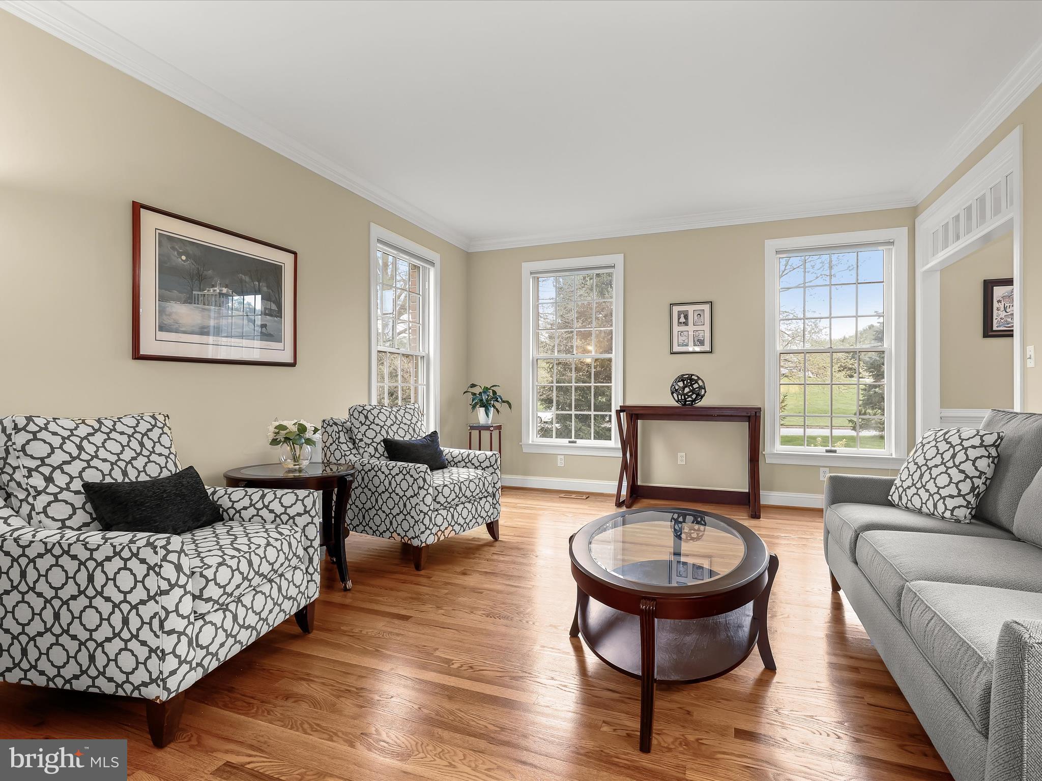 MANOR FIELDS - Residential