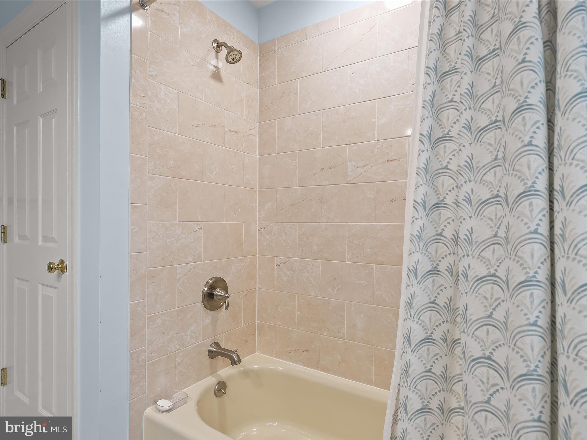 MANOR FIELDS - Residential