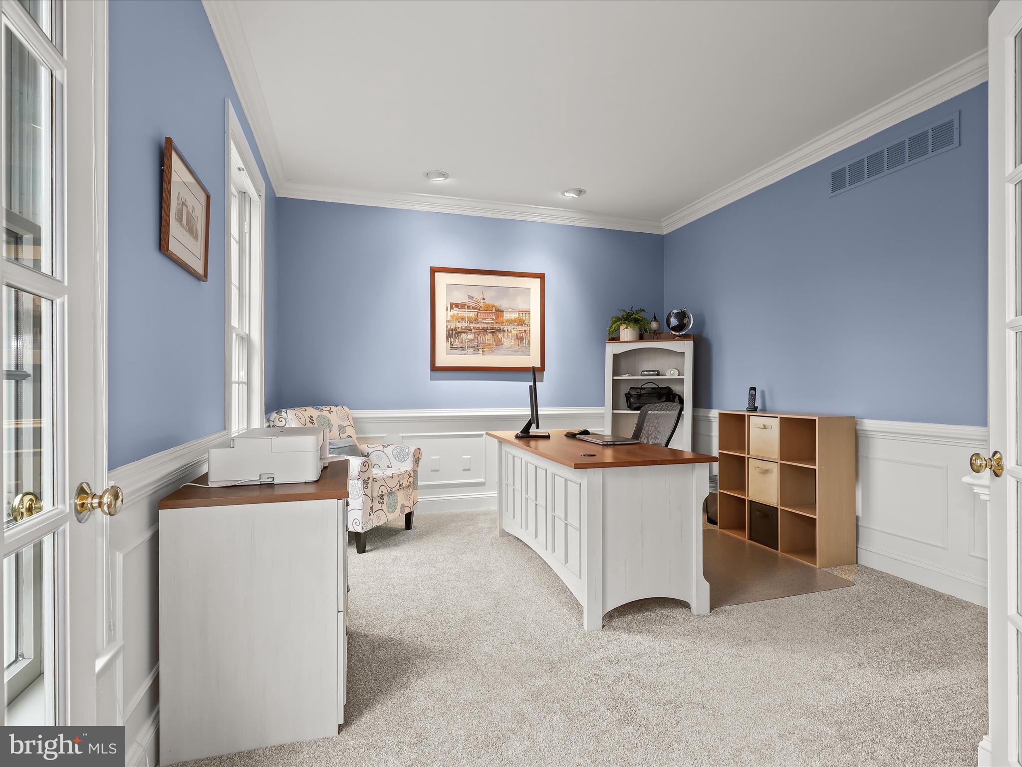 MANOR FIELDS - Residential