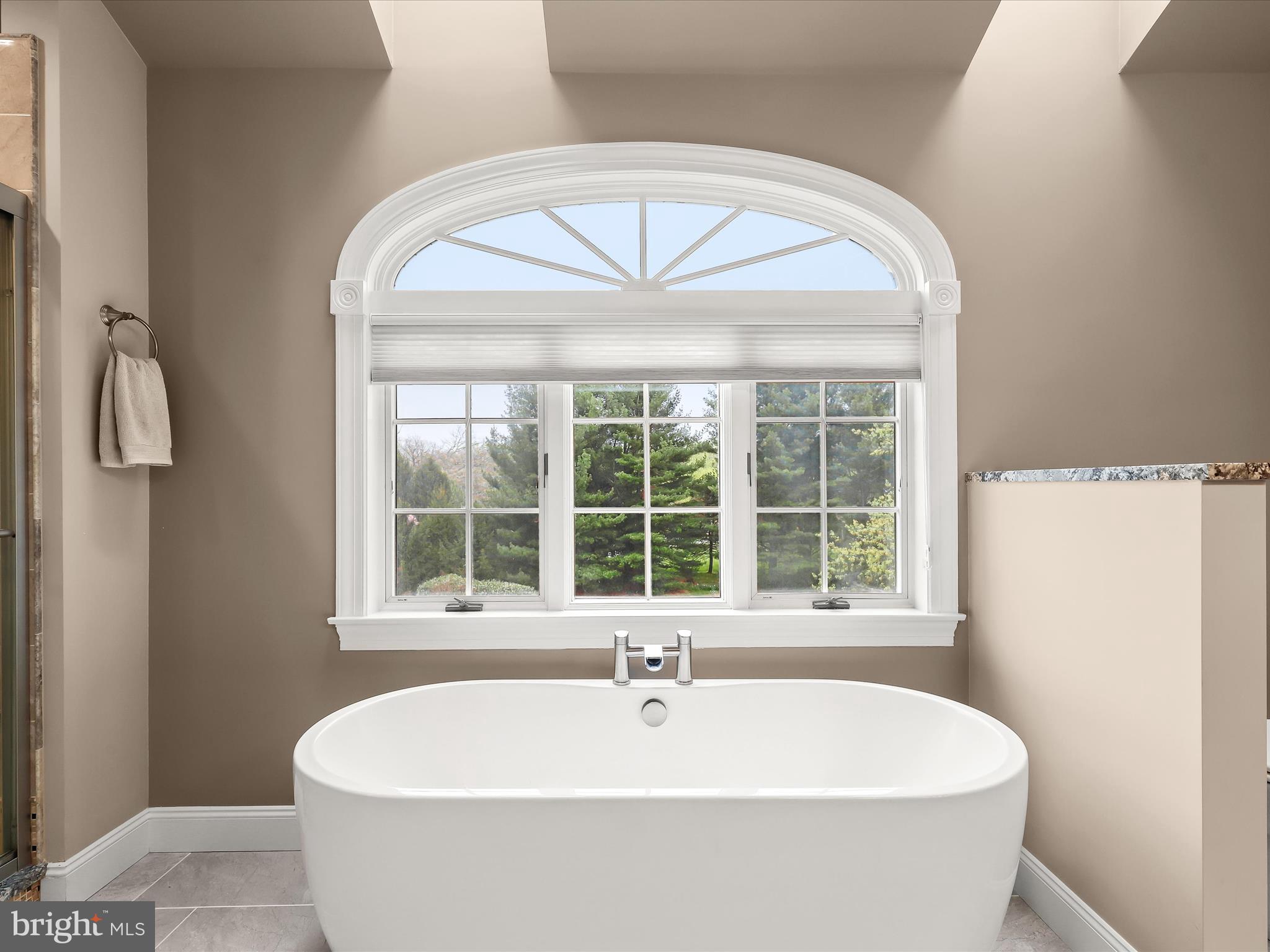 MANOR FIELDS - Residential