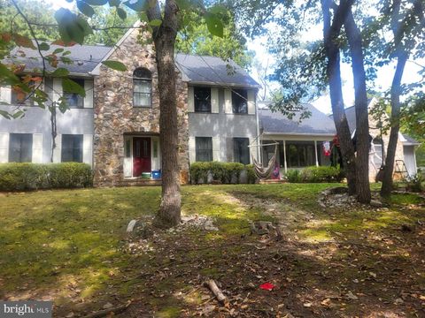 13 RUNNING WATER COURT MEDFORD NJ 08055