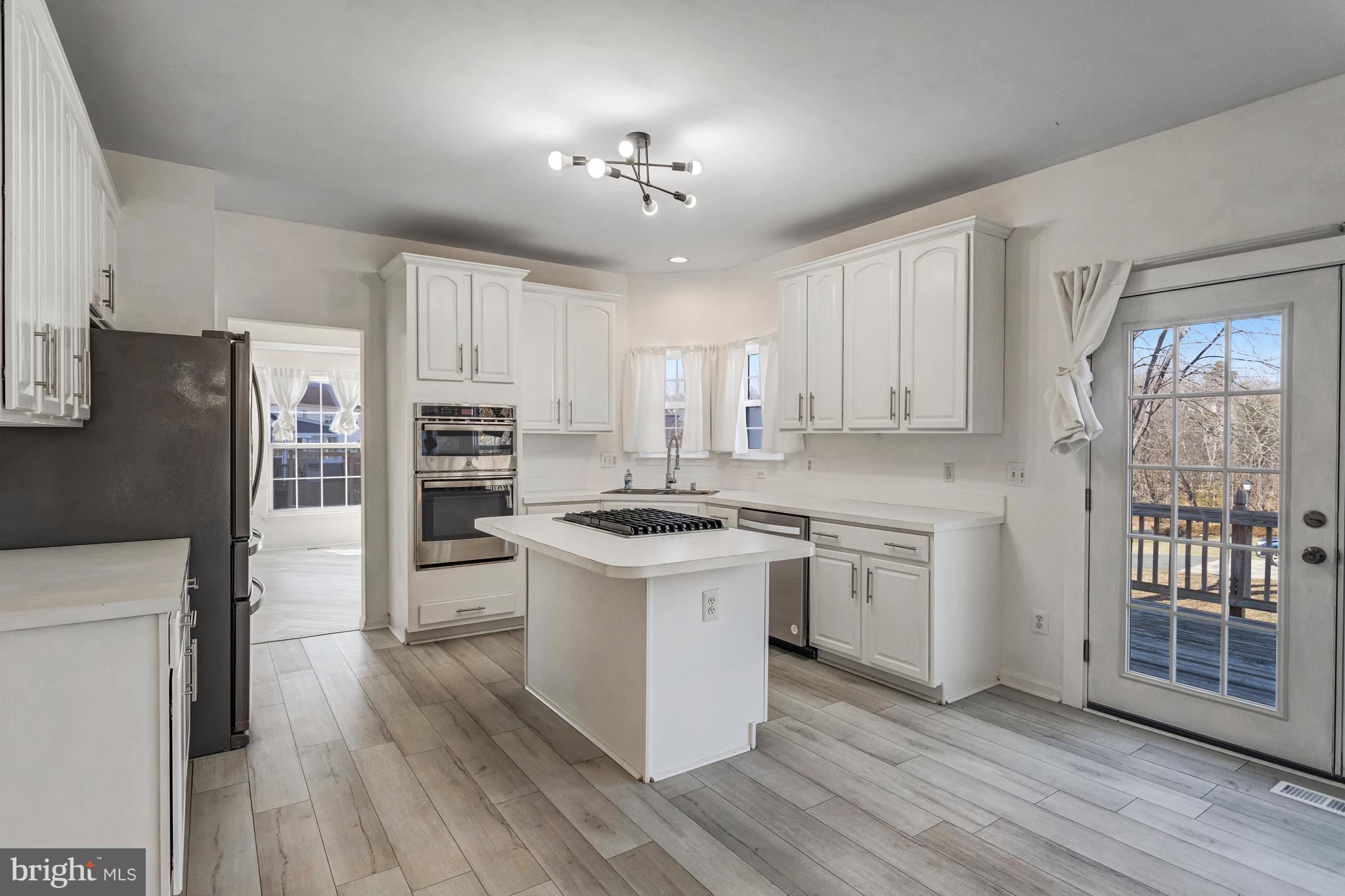 PERRY FARMS - Residential Lease