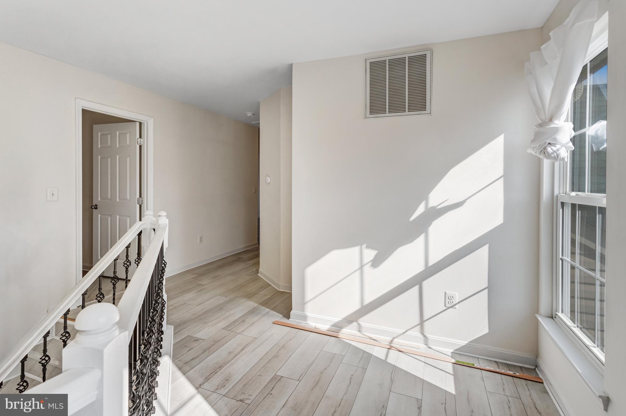 PERRY FARMS - Residential Lease