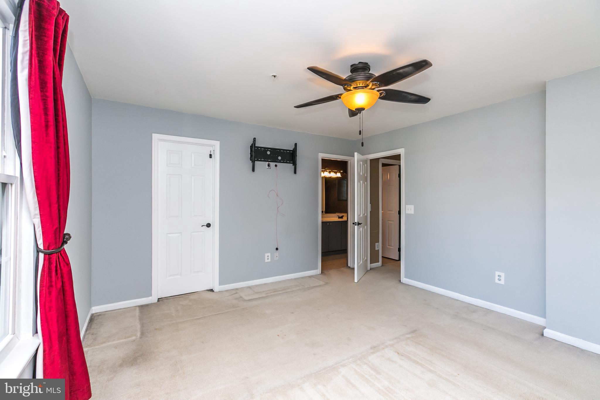 GREENSPRING OVERLOOK - Residential