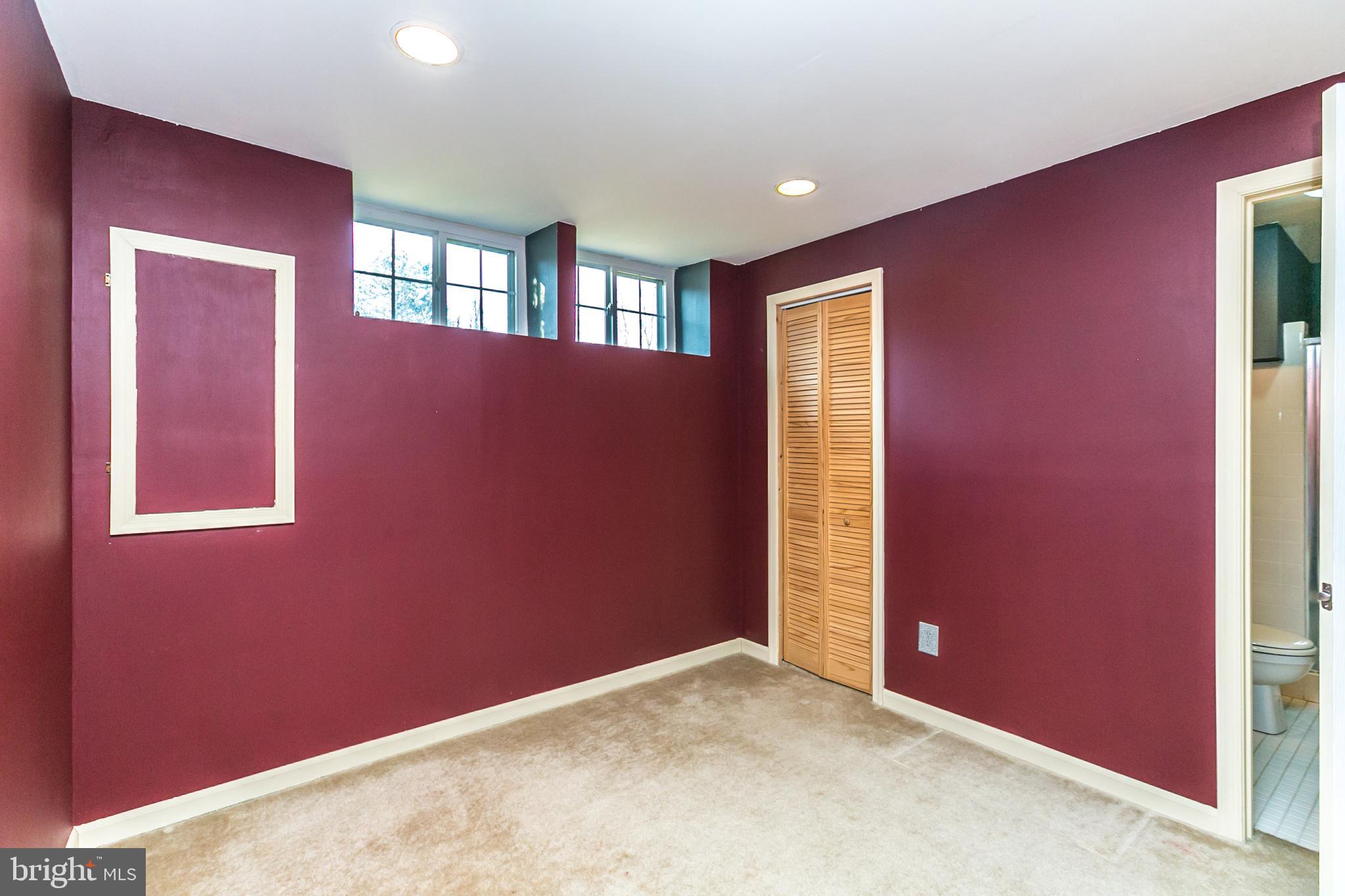 GREENSPRING OVERLOOK - Residential