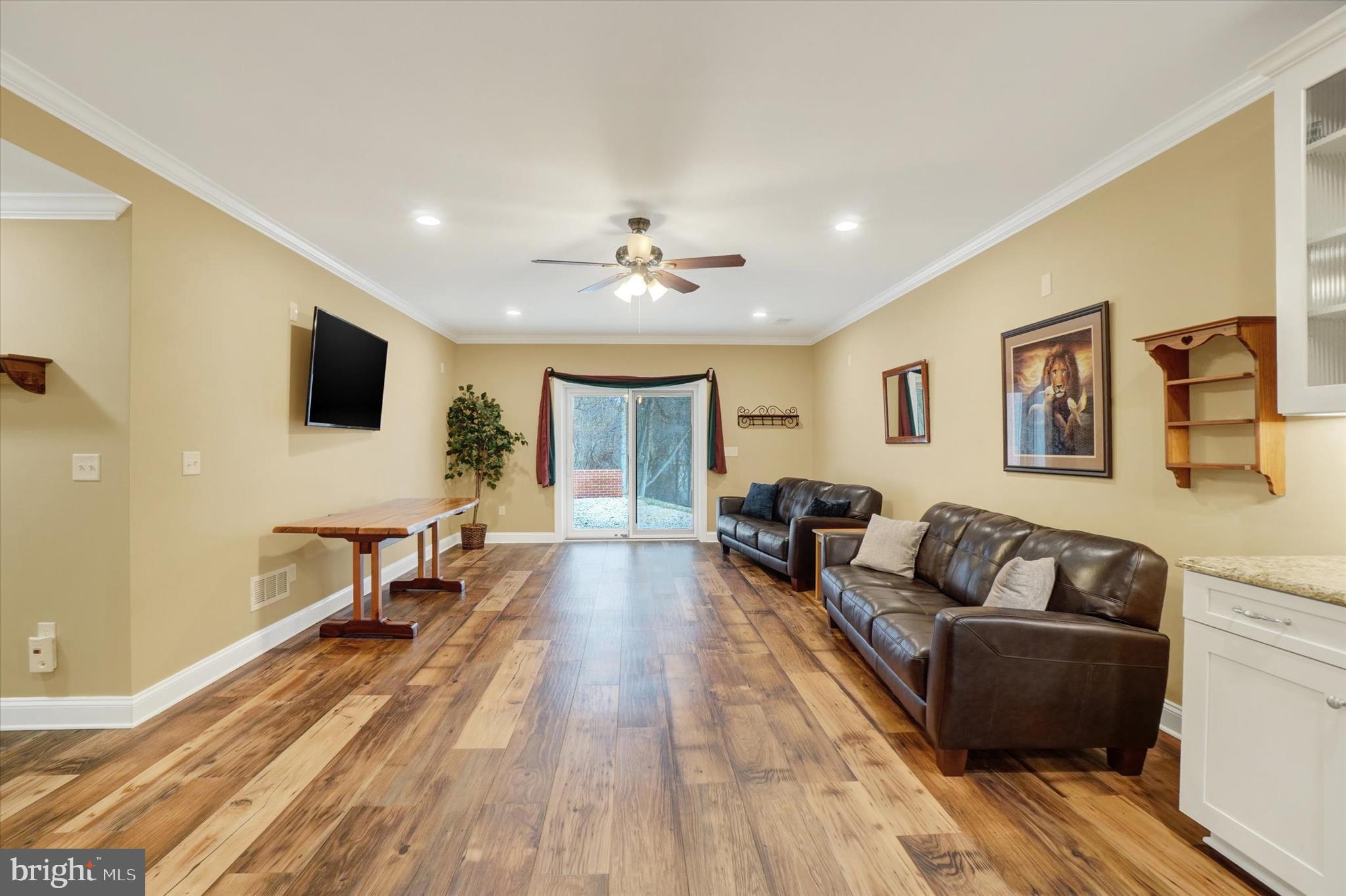 SENTRY WOODS - Residential