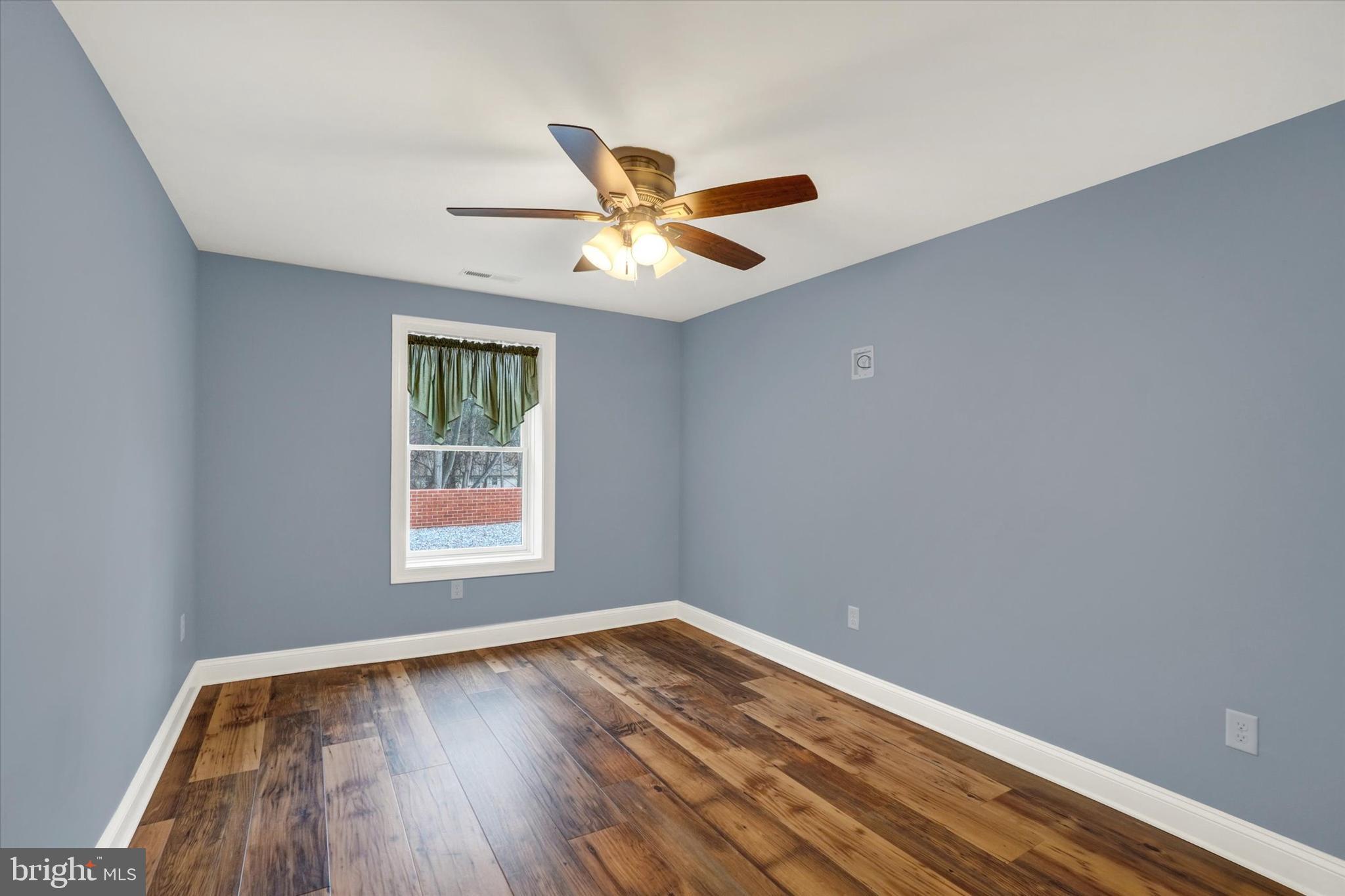 SENTRY WOODS - Residential