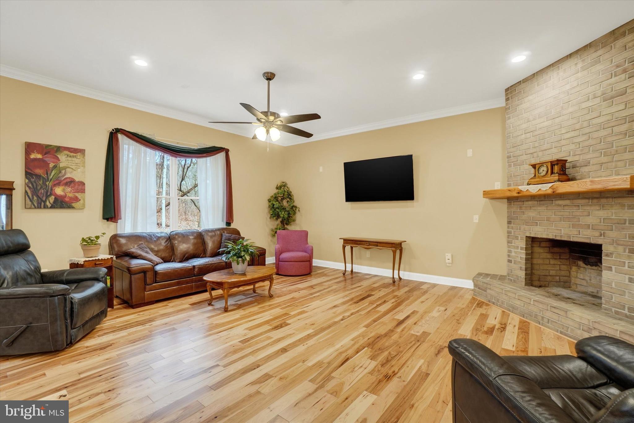 SENTRY WOODS - Residential