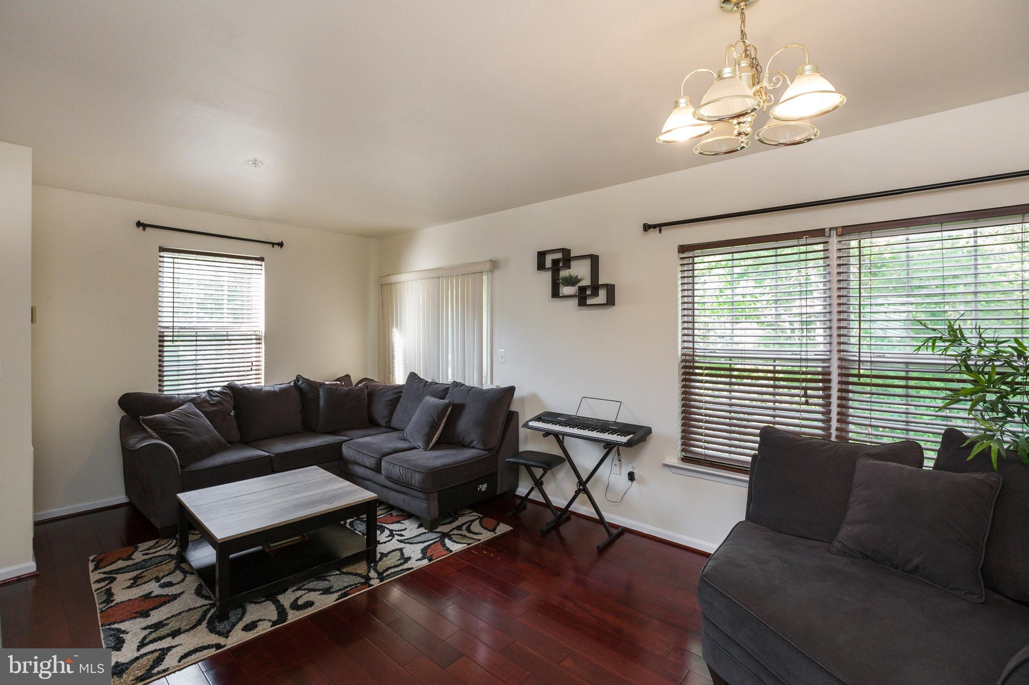 TEMPLE PLAZA - Residential