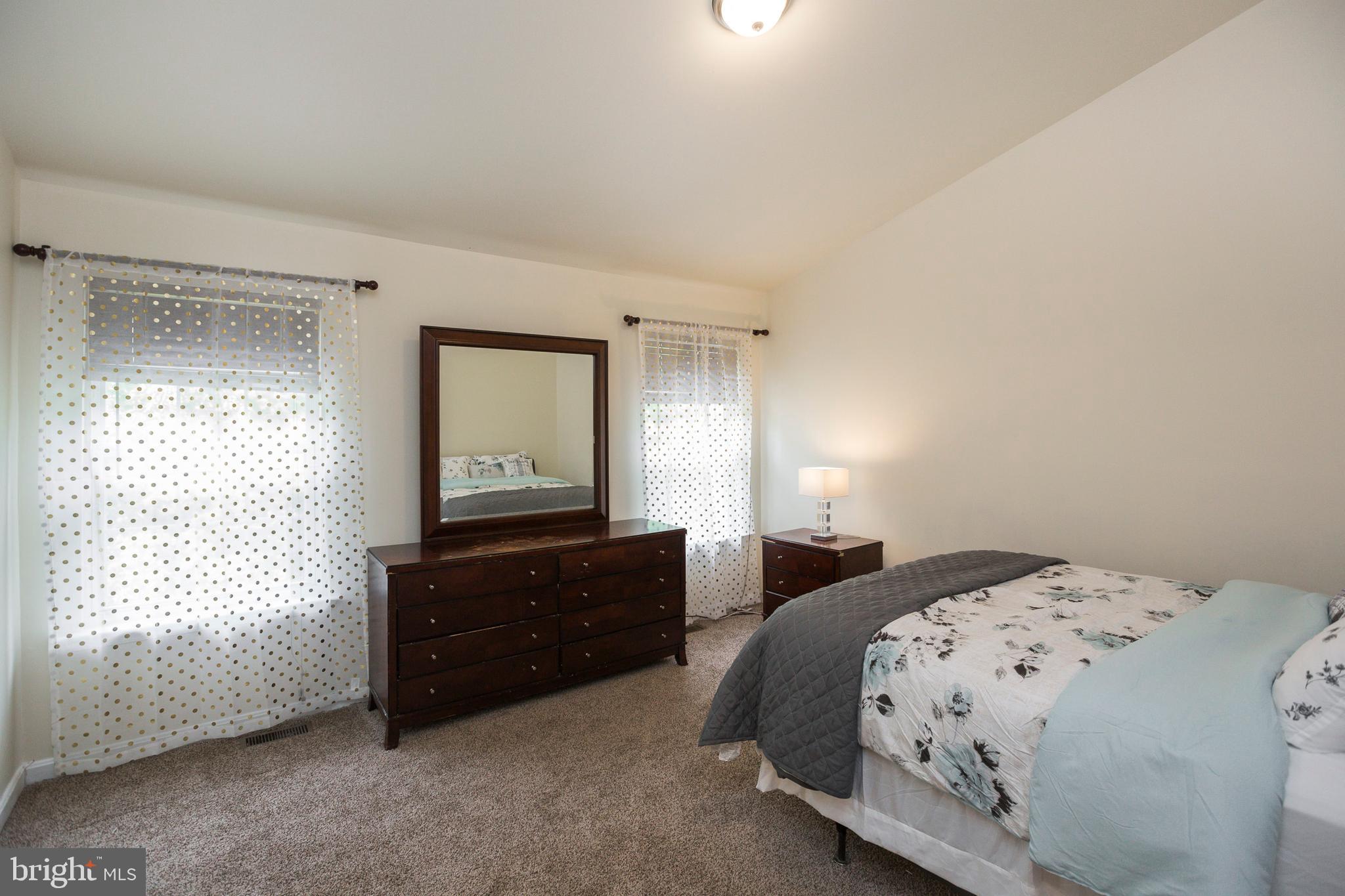 TEMPLE PLAZA - Residential