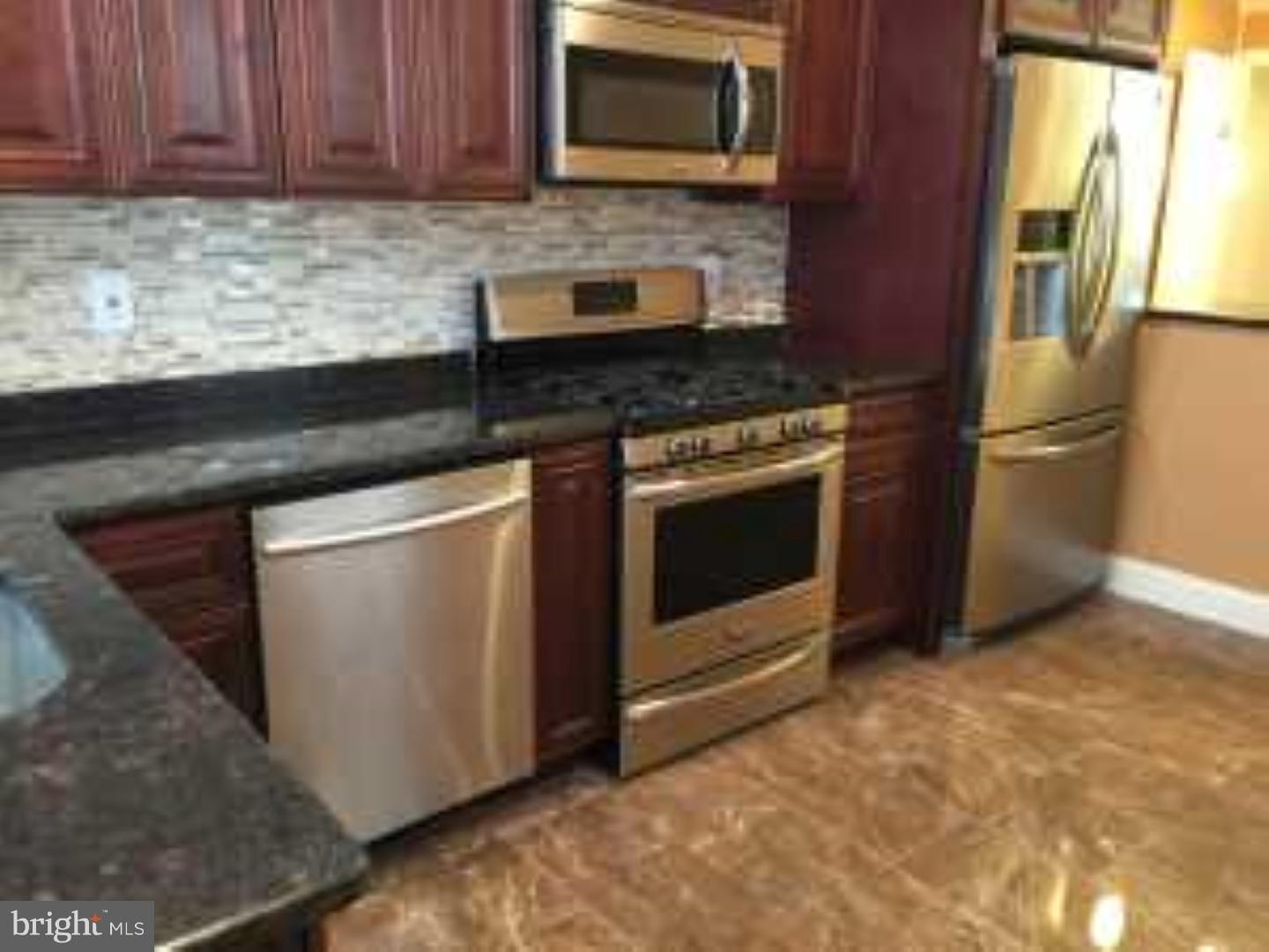 POINT BREEZE - Residential