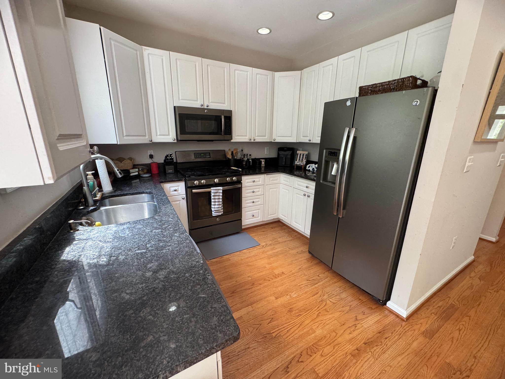 1338 PARK GARDEN LANE