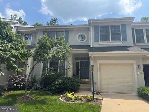 Townhouse For Rent - 1338 Park Garden Lane<br/> RESTON, VA 20194