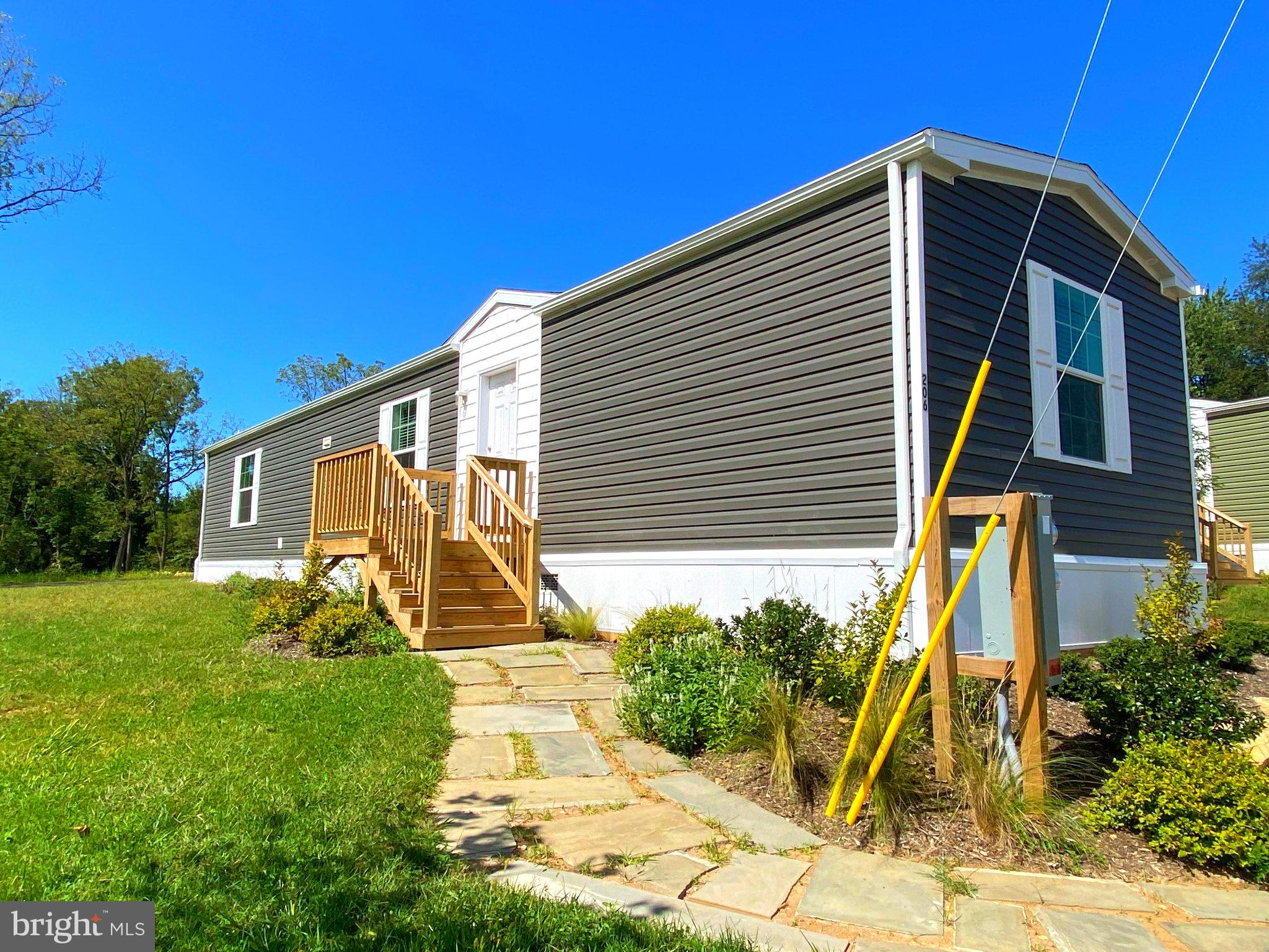 2140 HORSESHOE PARK