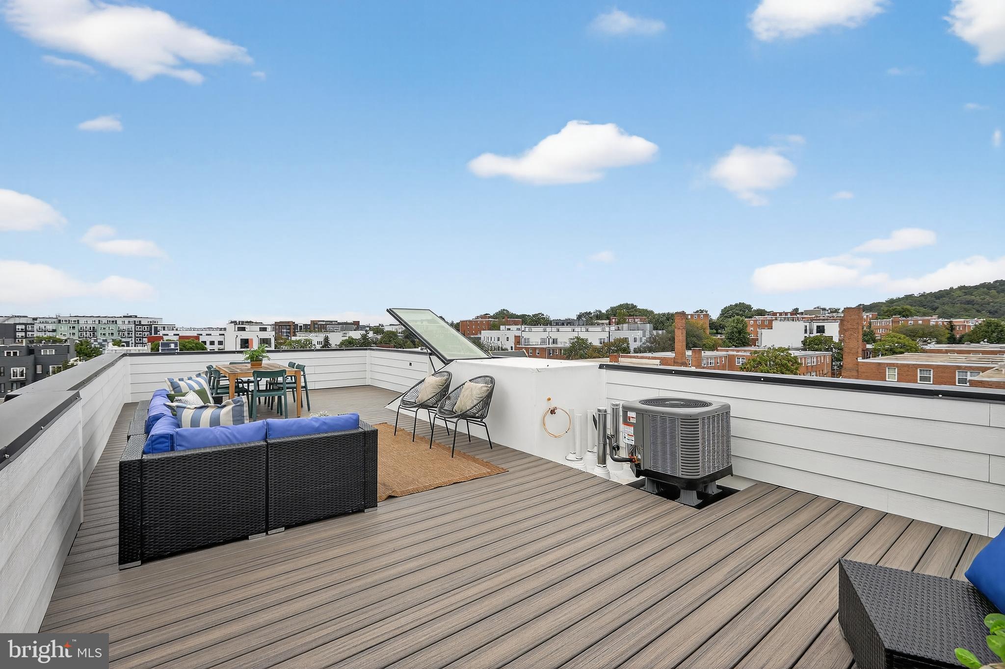 828 21ST STREET NE 3