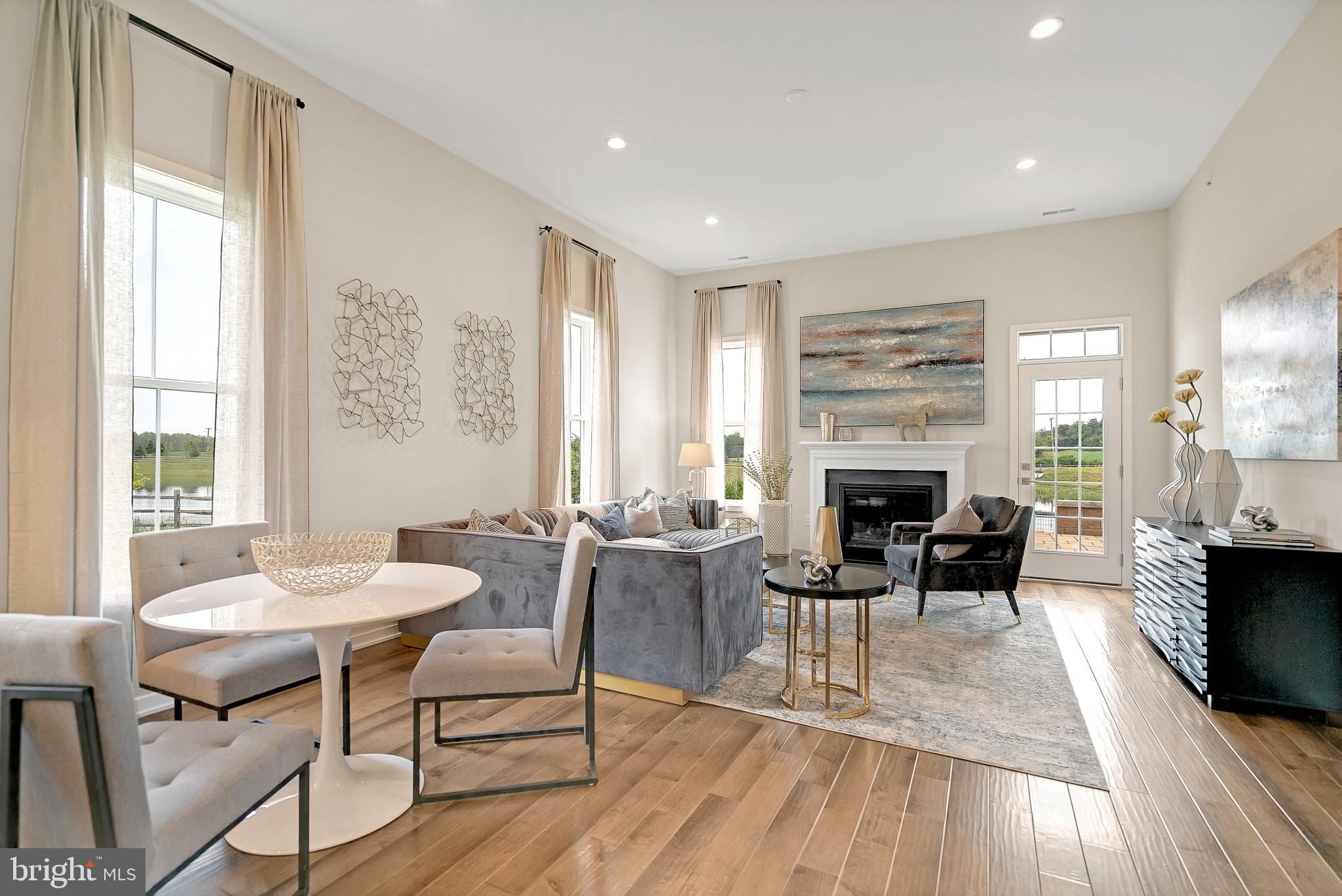 REGENCY AT CREEKSIDE MEADOWS - Residential