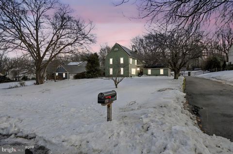 21 FARMINGDALE LANE NEWARK DE 19711