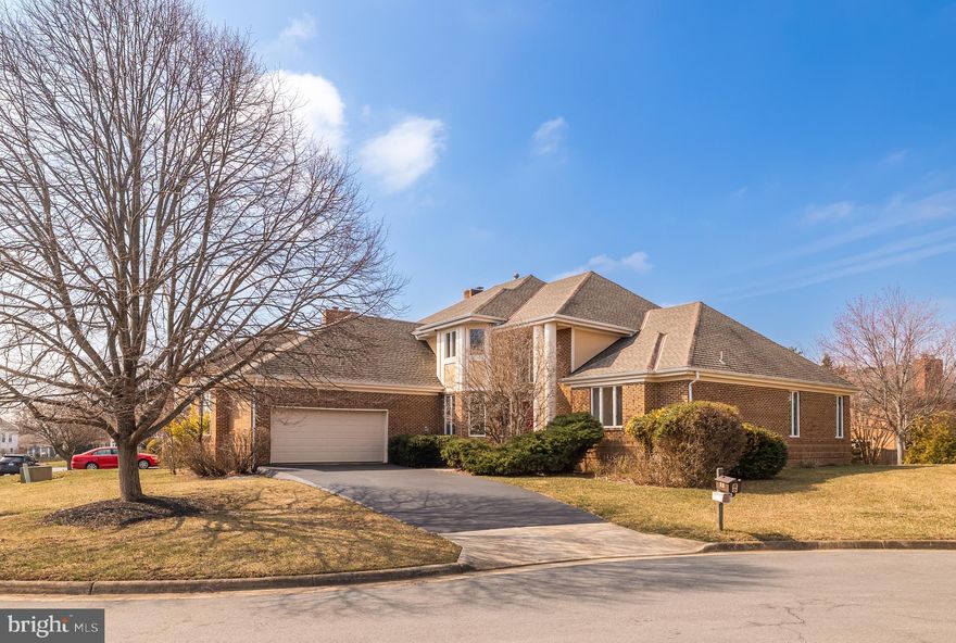 Welcome to this bright and spacious single family home, nestled in the heart of Herndon, VA. This home is perfect for entertaining with so much generous living space and open concept kitchen, multiple living rooms and walk out to the back deck and yard, and boasts 5 spacious bedrooms, 3.5 bathrooms, an expansive lower level and amazing ceiling height & natural light throughout.

The double ceiling height foyer opens into a grand living room and dining room space which flows into a great room open to the kitchen. The kitchen features tons of storage and countertop space, a separate pantry and easy access to the laundry room and mudroom. There is an amazing flow from the eat-in kitchen through an open kitchen to the living room. Perfect for spending time together and hosting!

The main level also has a powder room for guests and an oversized primary suite that feels private in the house, with a large bedroom, two closets, two vanity areas, a soaking tub and great windows throughout.

Upstairs is a lofted den for bonus living space with great light, 3 well appointed bedrooms and a full bathroom. All could be used as family bedrooms, guest rooms, and/or office space. The lower level features a full size bar area, tons of space for rec/media/entertainment rooms, and a full bed and full bathroom. A versatile basement presents endless possibilities for recreation or relaxation. There’s also great storage space!

The home also features an attached 2 car garage and a back deck off the living space, great for entertaining and enjoying the backyard.

The location is both incredibly convenient to Dulles airport, commuting to DC, the Herndon Metro station, Reston Town Center, Tyson’s Corner and local areas of Fying Pan Farm park, minutes to Giant and Trader Joe’s groceries, multiple playgrounds, tennis courts, trails and parks.

Welcome Home!