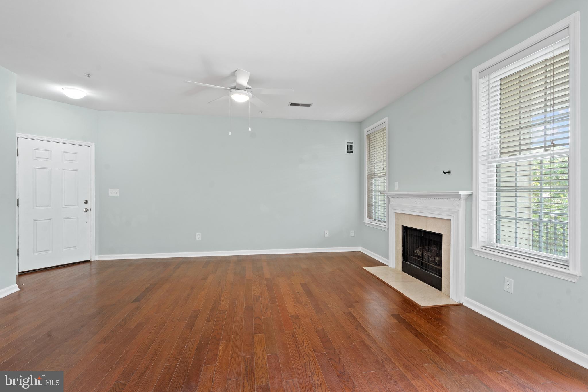 1344 GARDEN WALL CIRCLE C 510