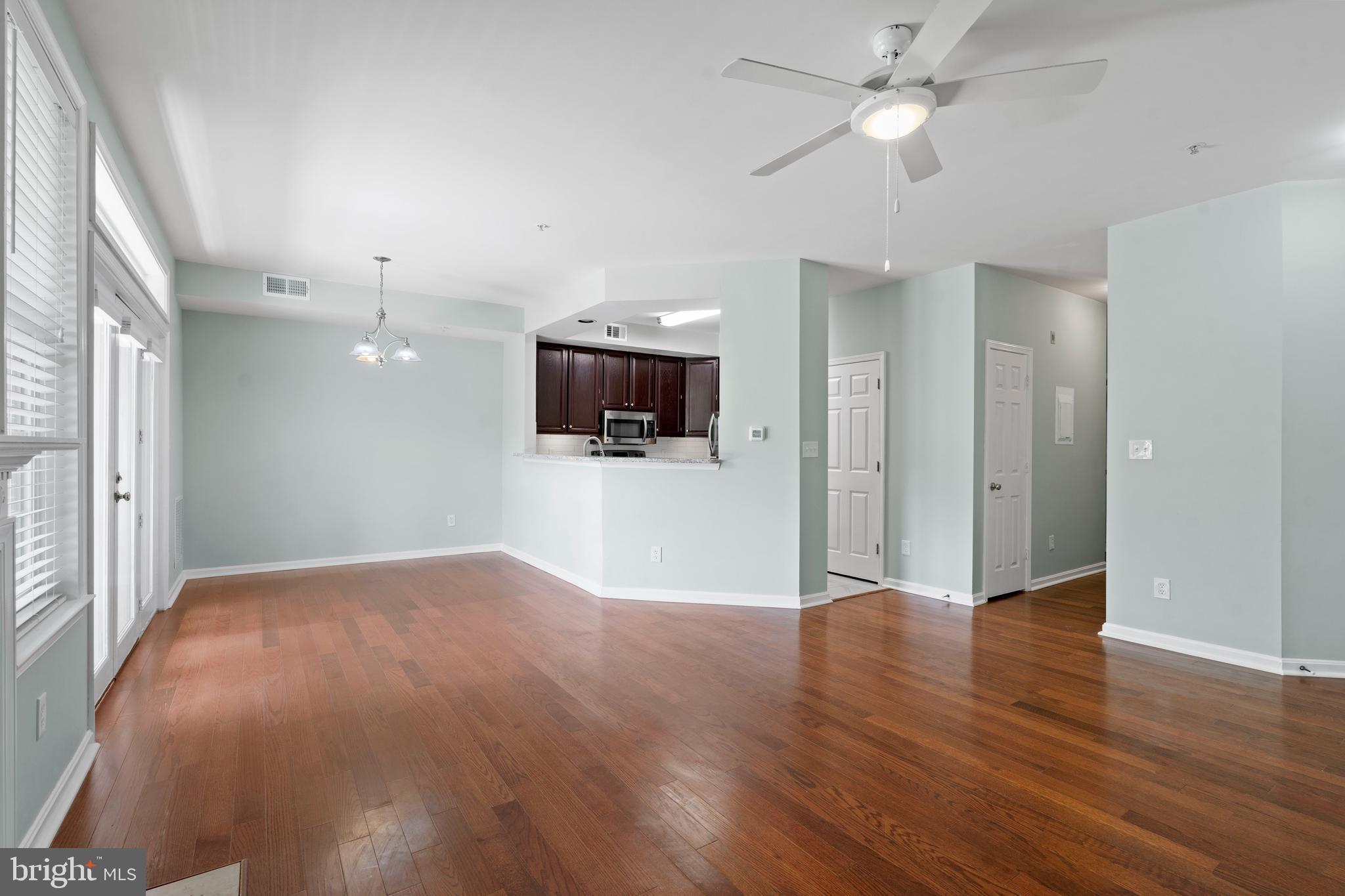 1344 GARDEN WALL CIRCLE C 510
