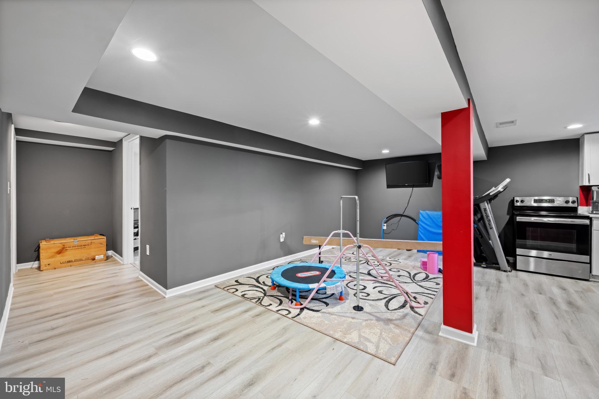 BROOKLYN PARK - Residential