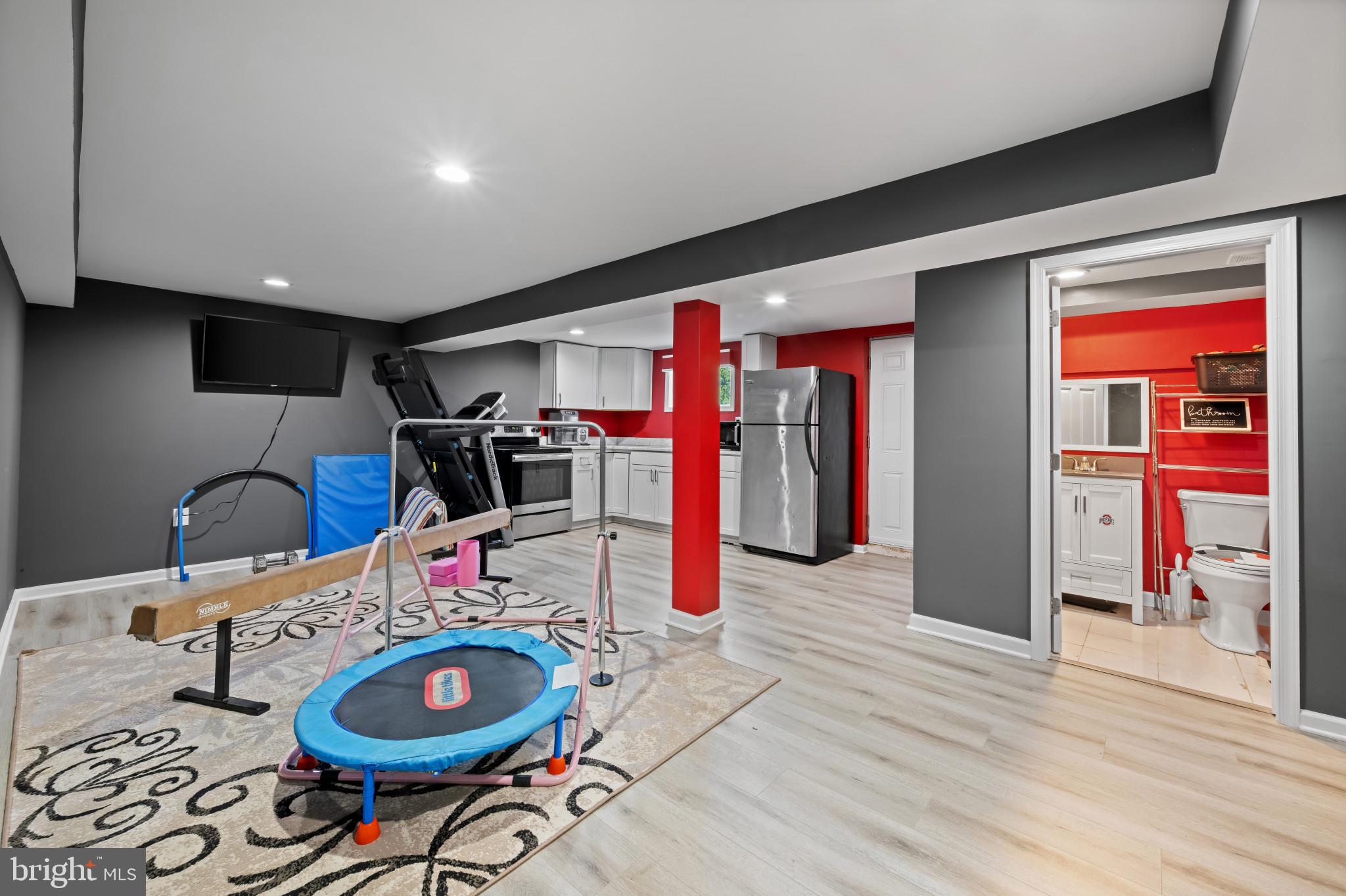 BROOKLYN PARK - Residential