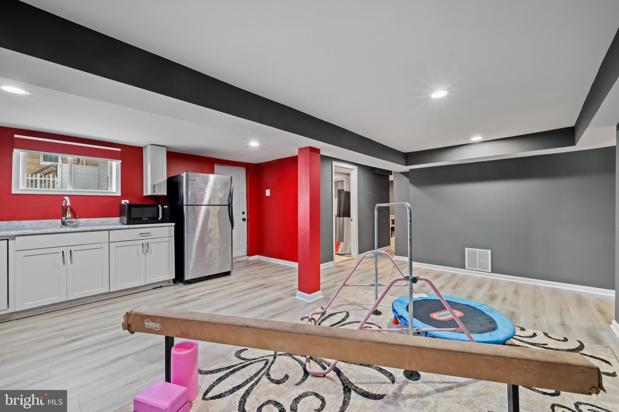 BROOKLYN PARK - Residential