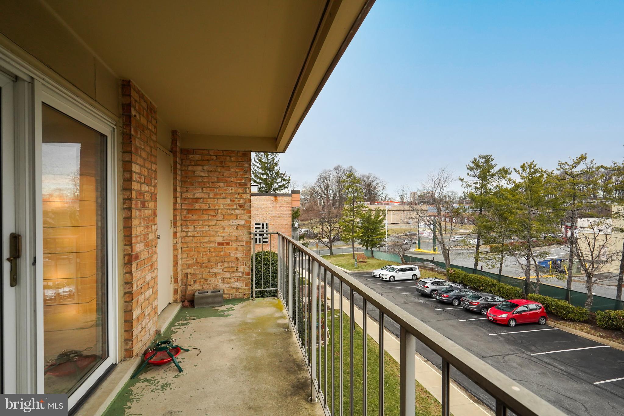 WALNUT GROVE - Residential Lease