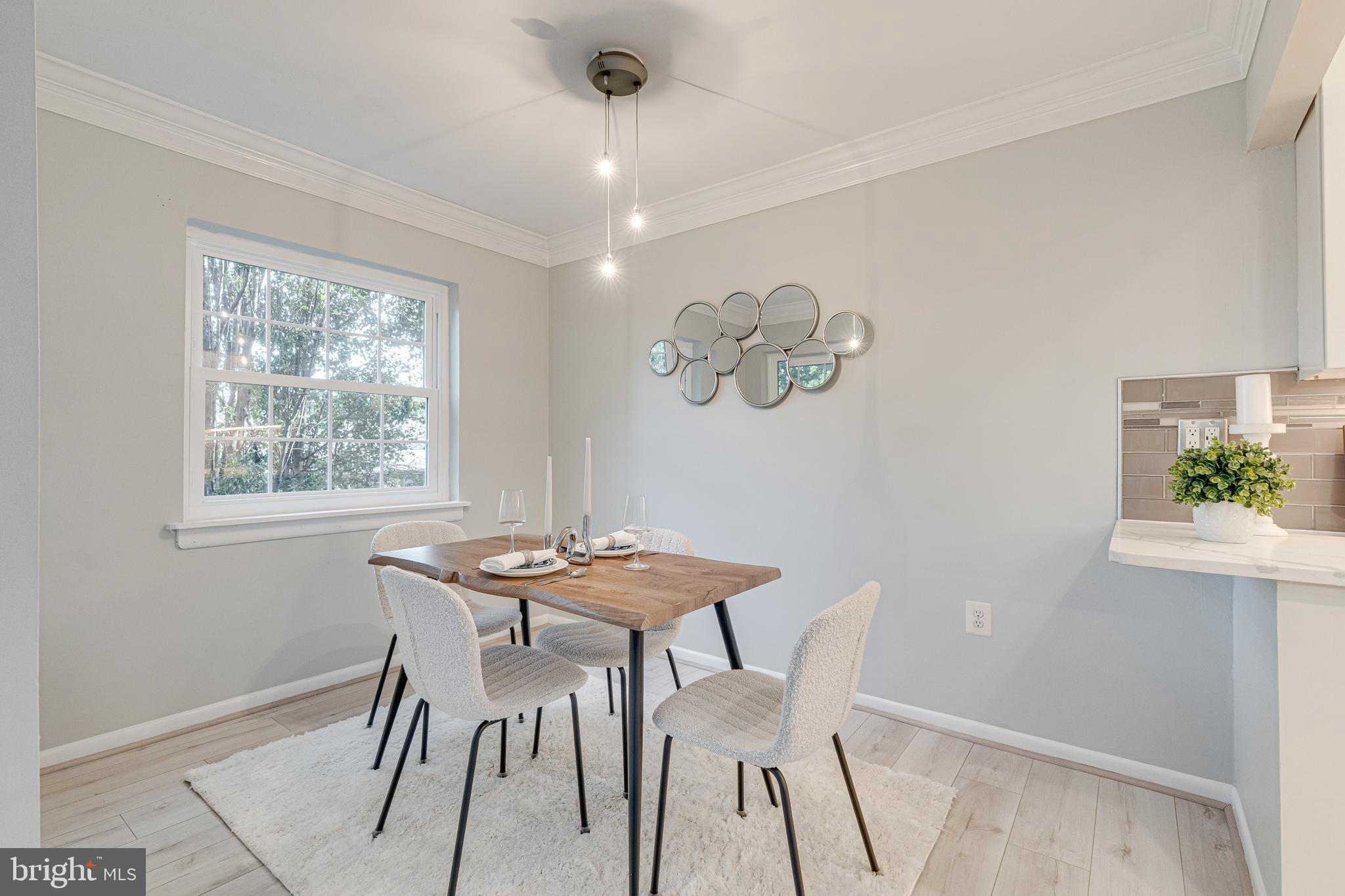 MC LEAN CHASE - Residential