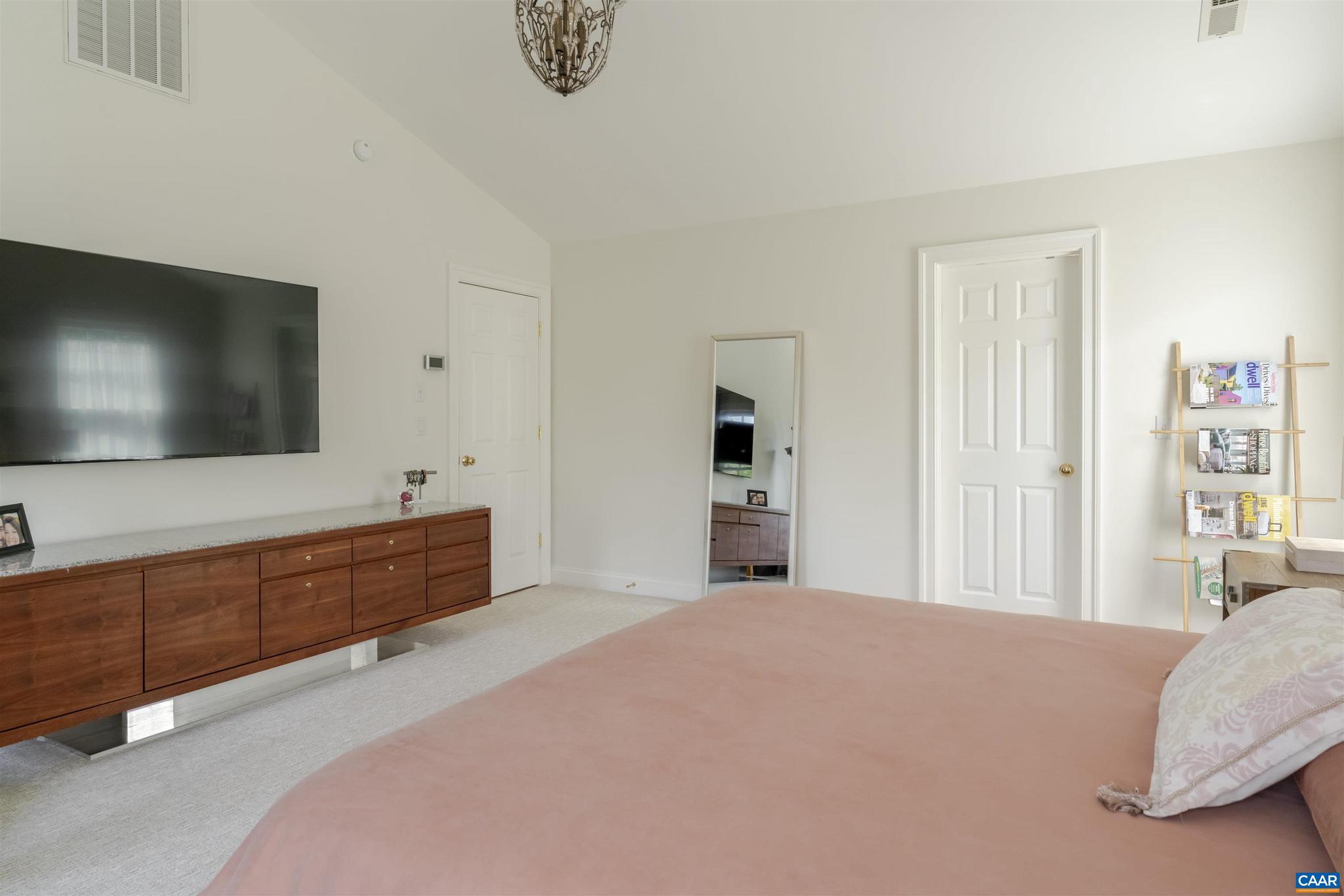 WALNUT HILLS - Residential