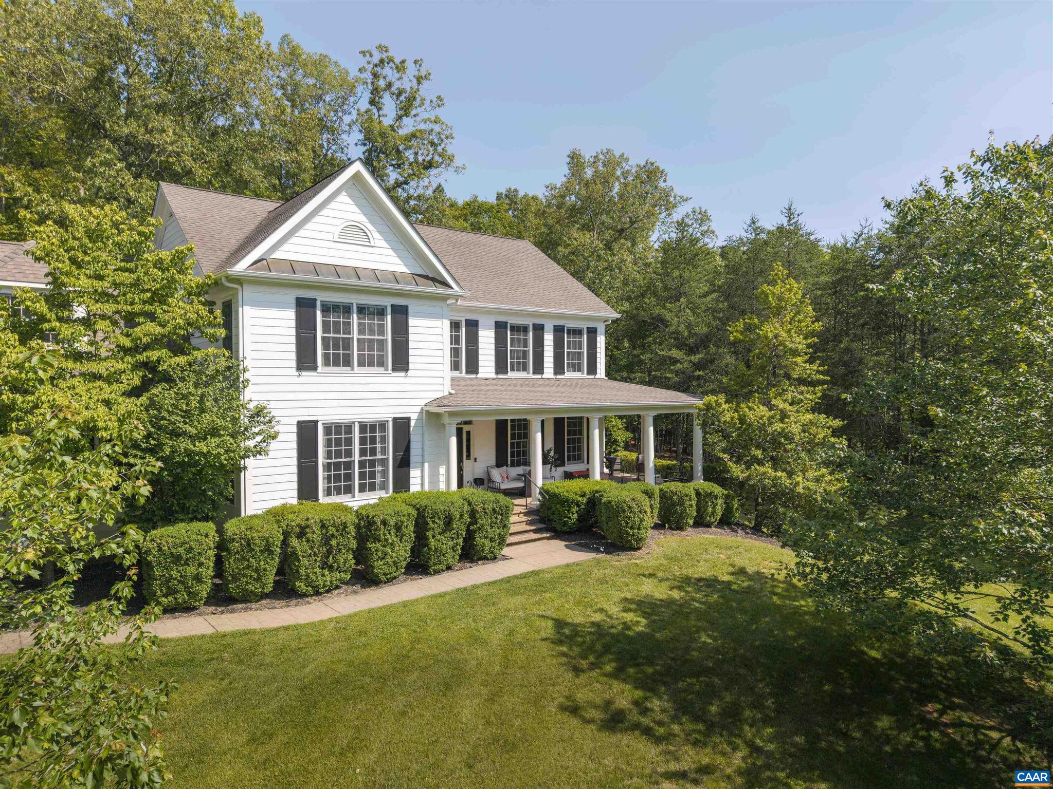 WALNUT HILLS - Residential