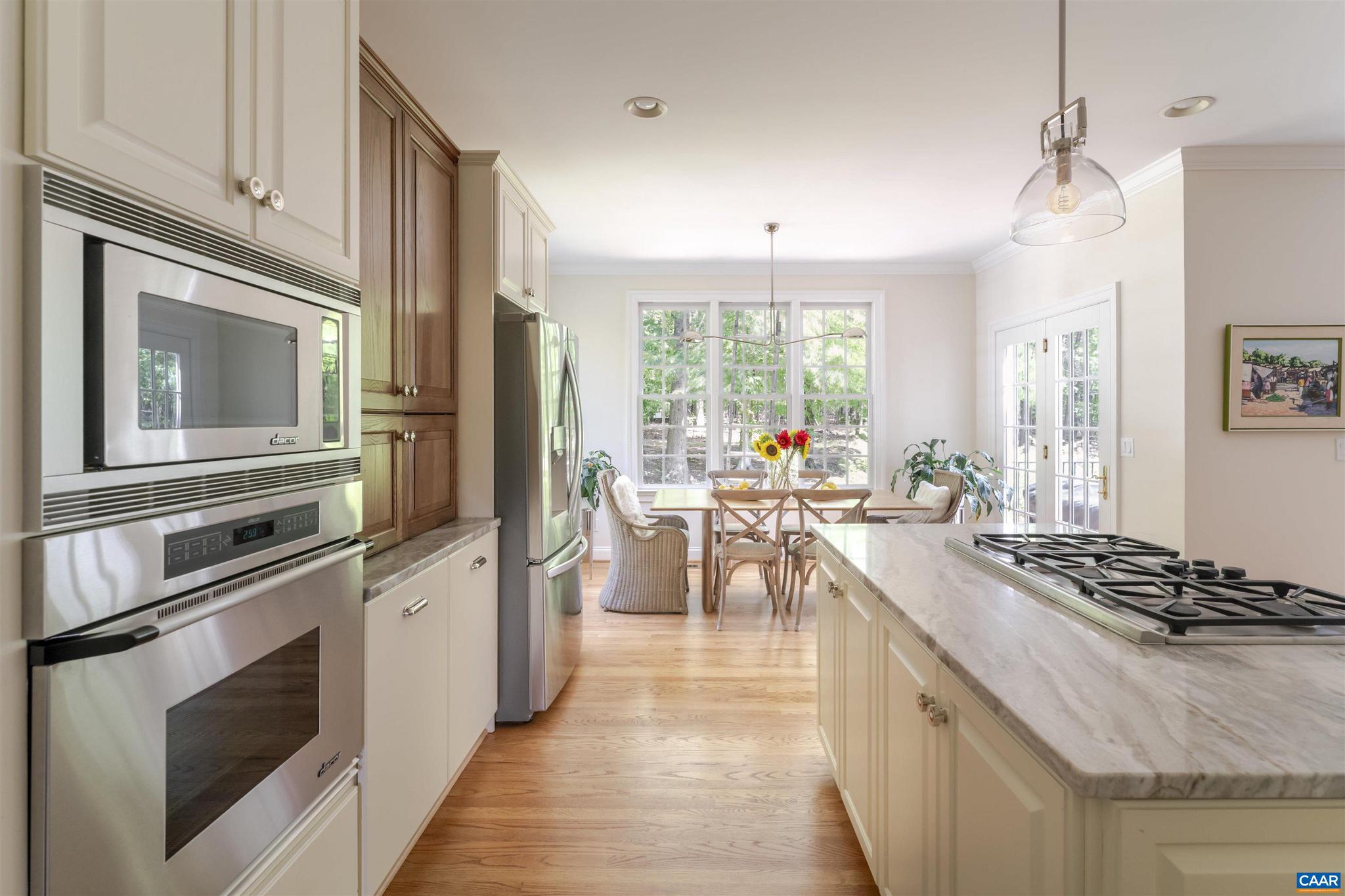 WALNUT HILLS - Residential