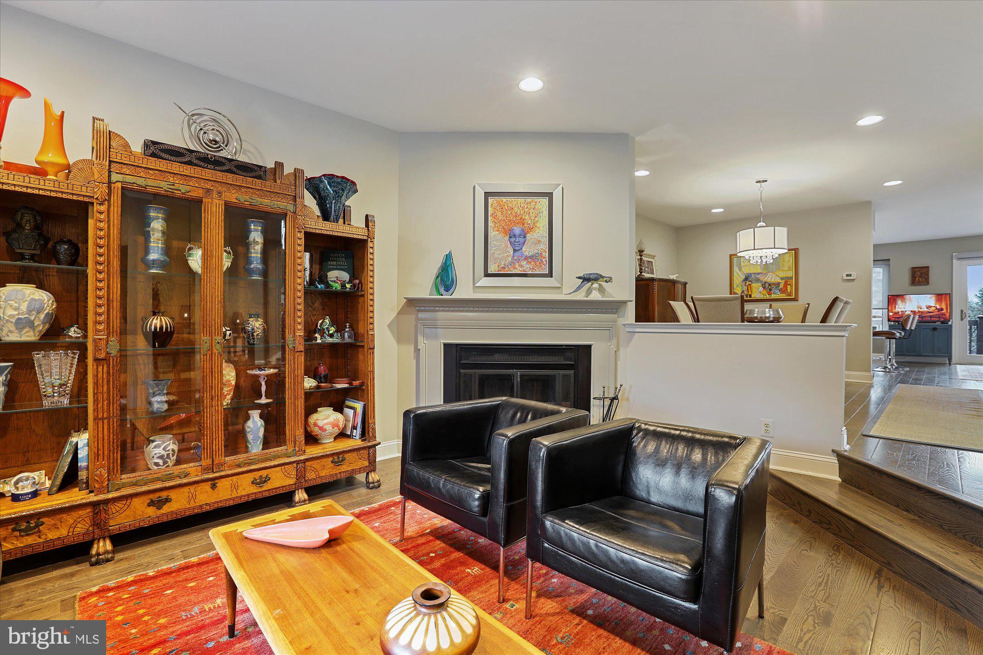 INGHAM MEWS - Residential Lease