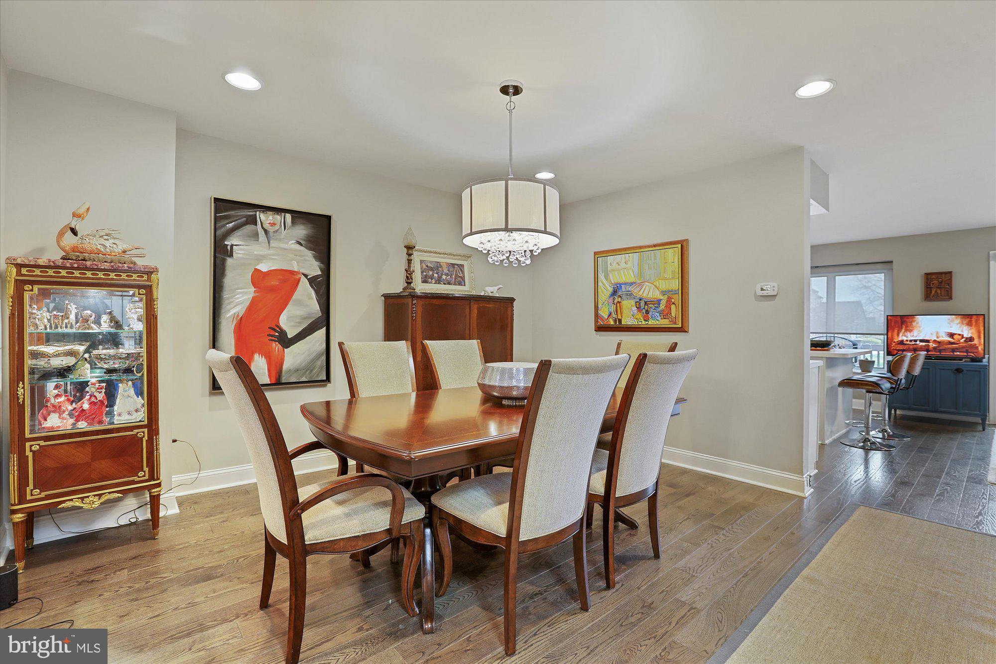 INGHAM MEWS - Residential Lease