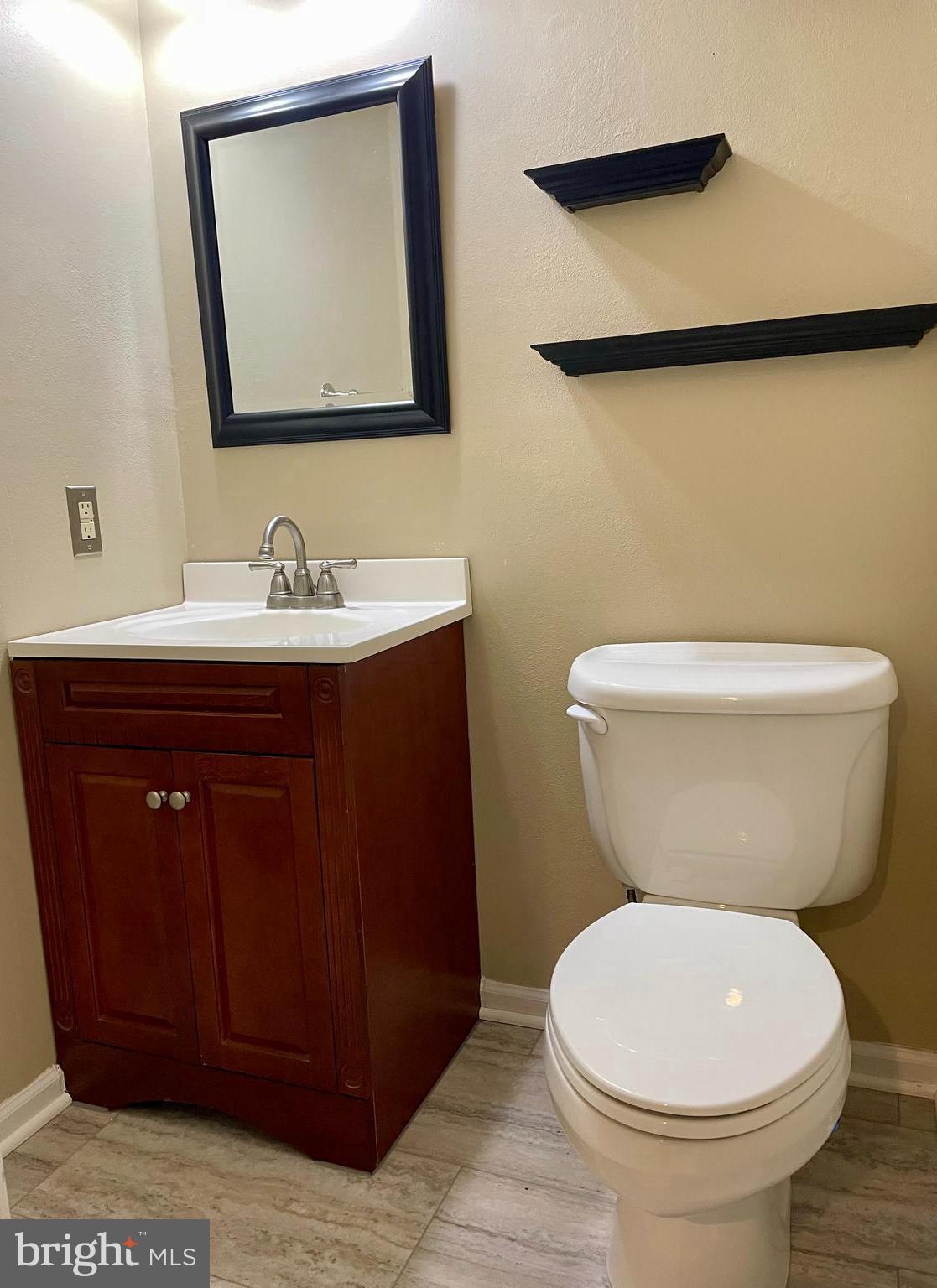 INGHAM MEWS - Residential Lease