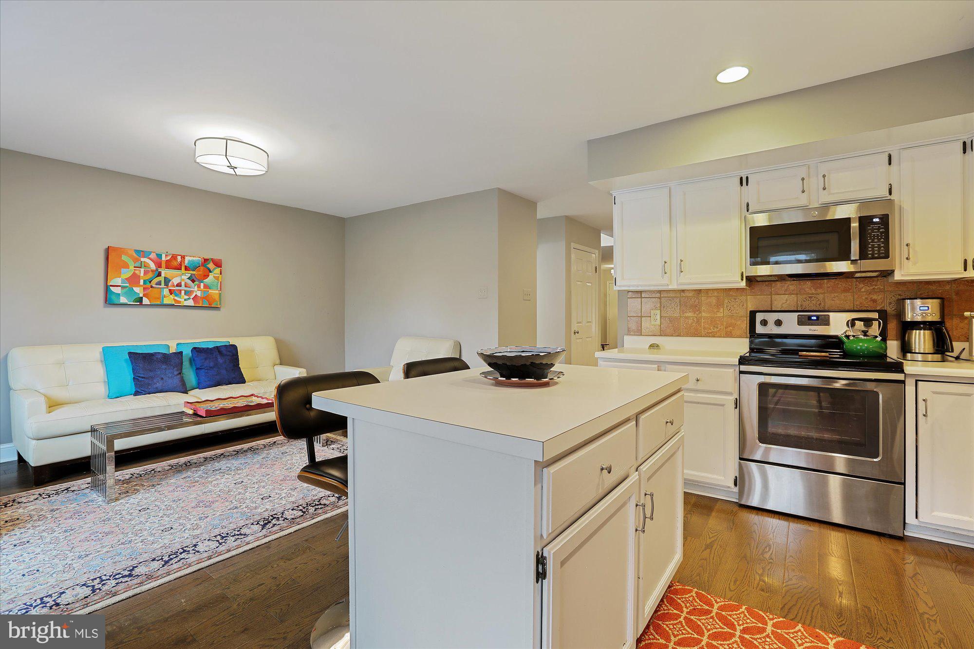 INGHAM MEWS - Residential Lease