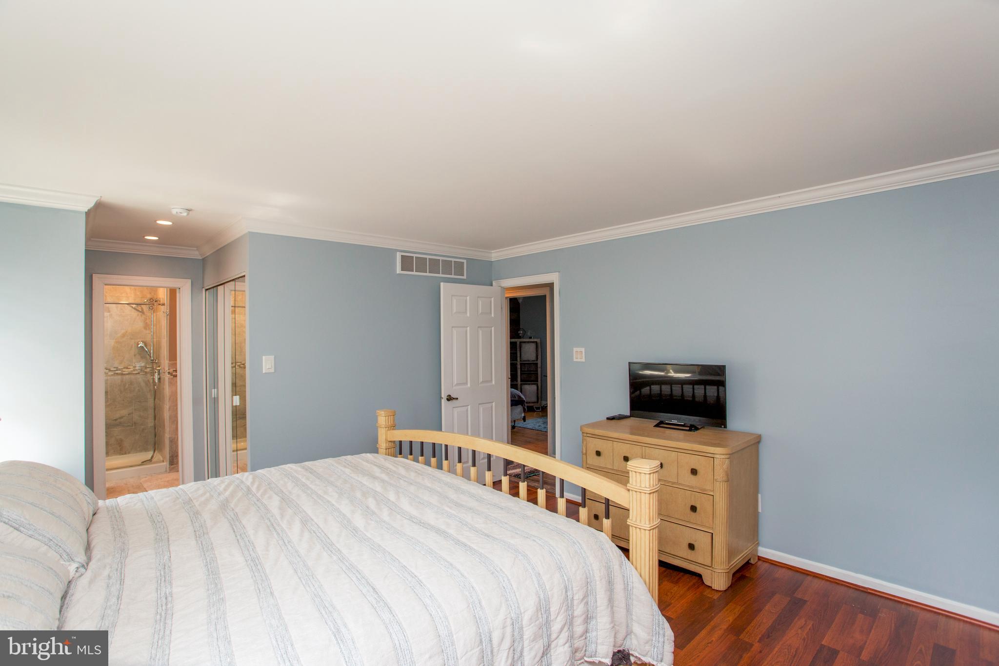 WHITEBRIAR - Residential