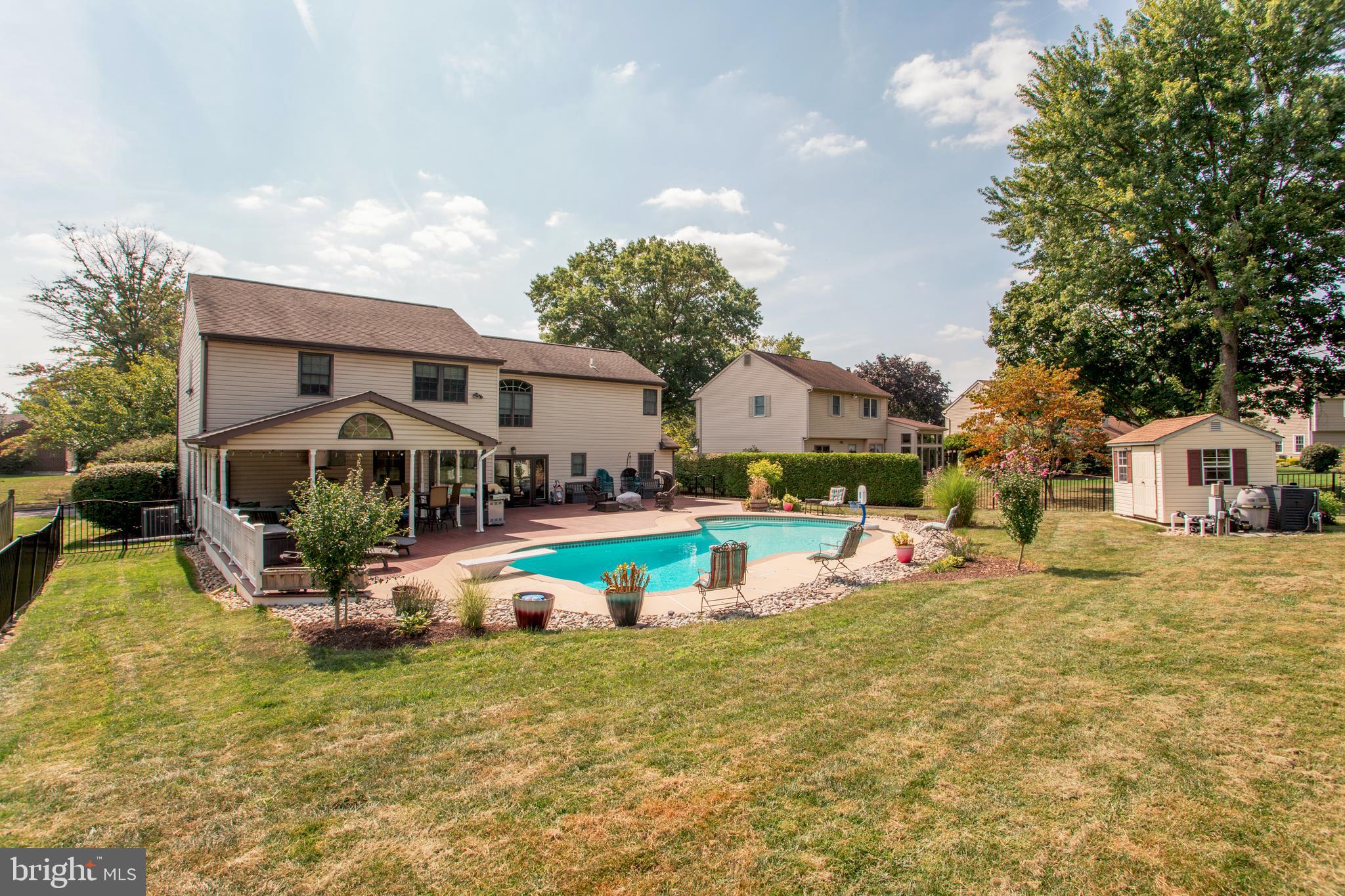 WHITEBRIAR - Residential