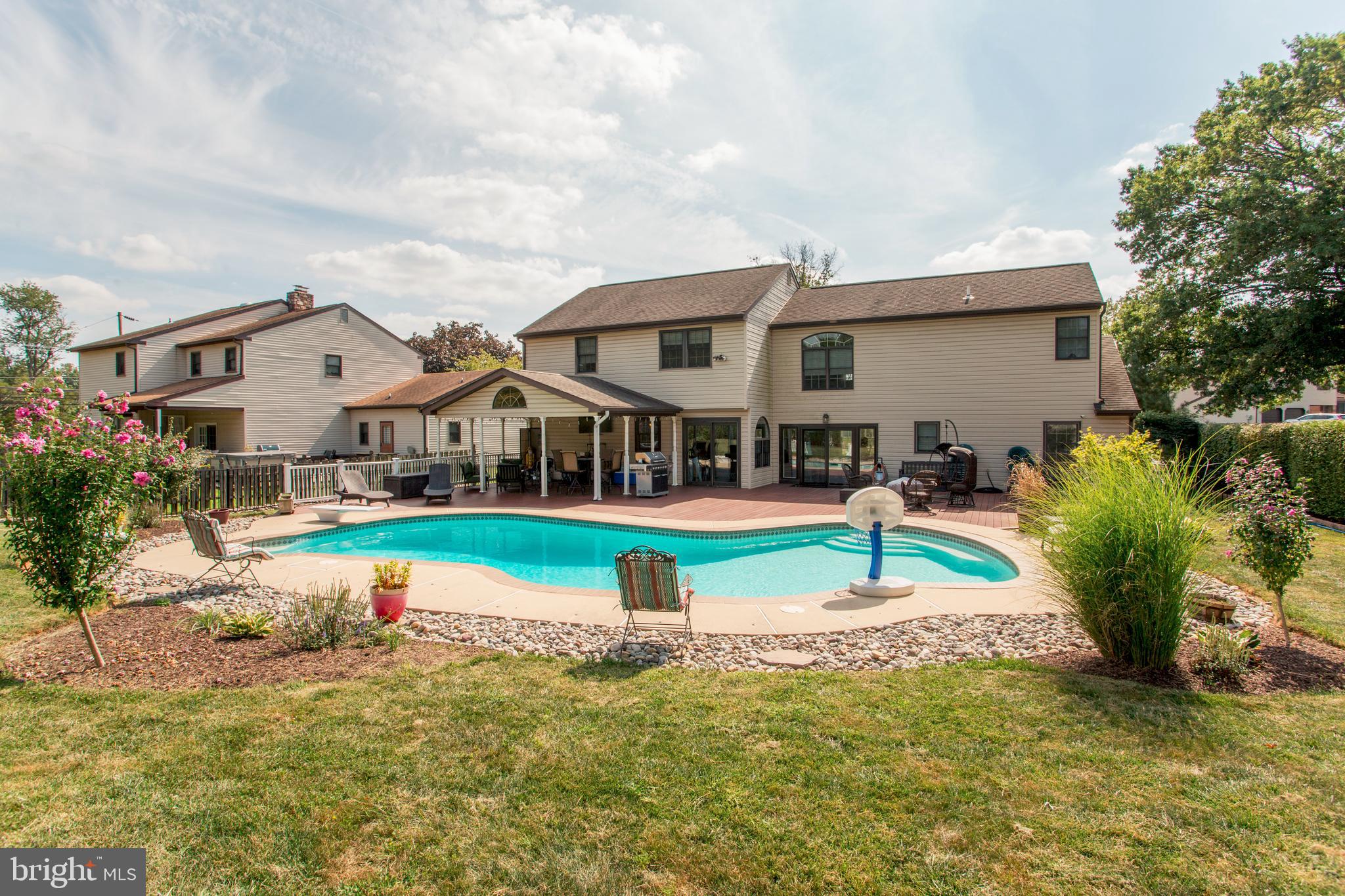 WHITEBRIAR - Residential