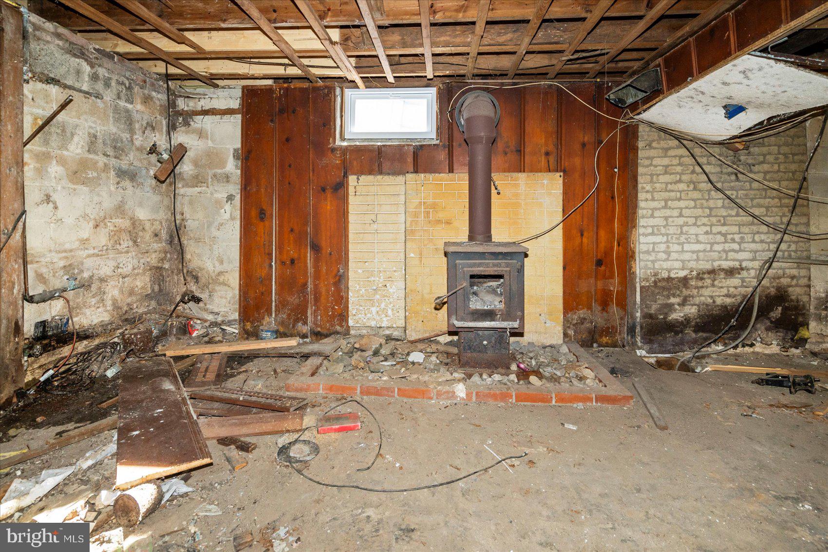 GWYNN OAK SUMMIT - Residential